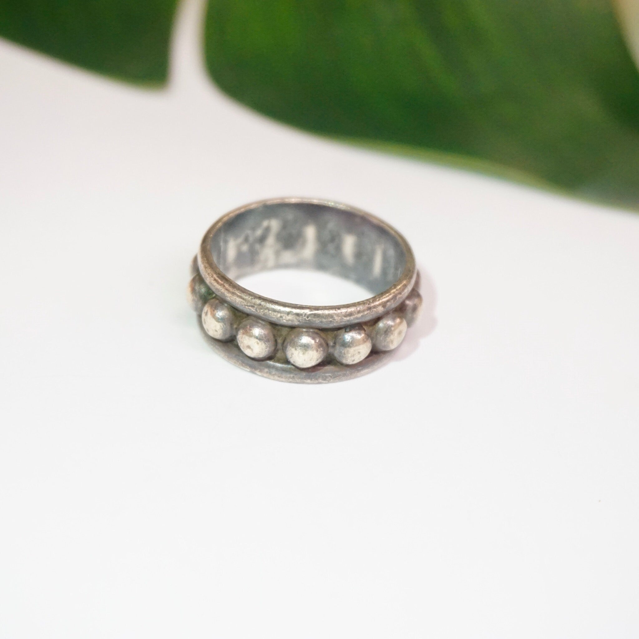 Vintage Hammered Sterling Silver Ring, Silver Circle Detail Ring, Tarnished Silver Ring, Large Silver Men's Ring, 925 Mexico