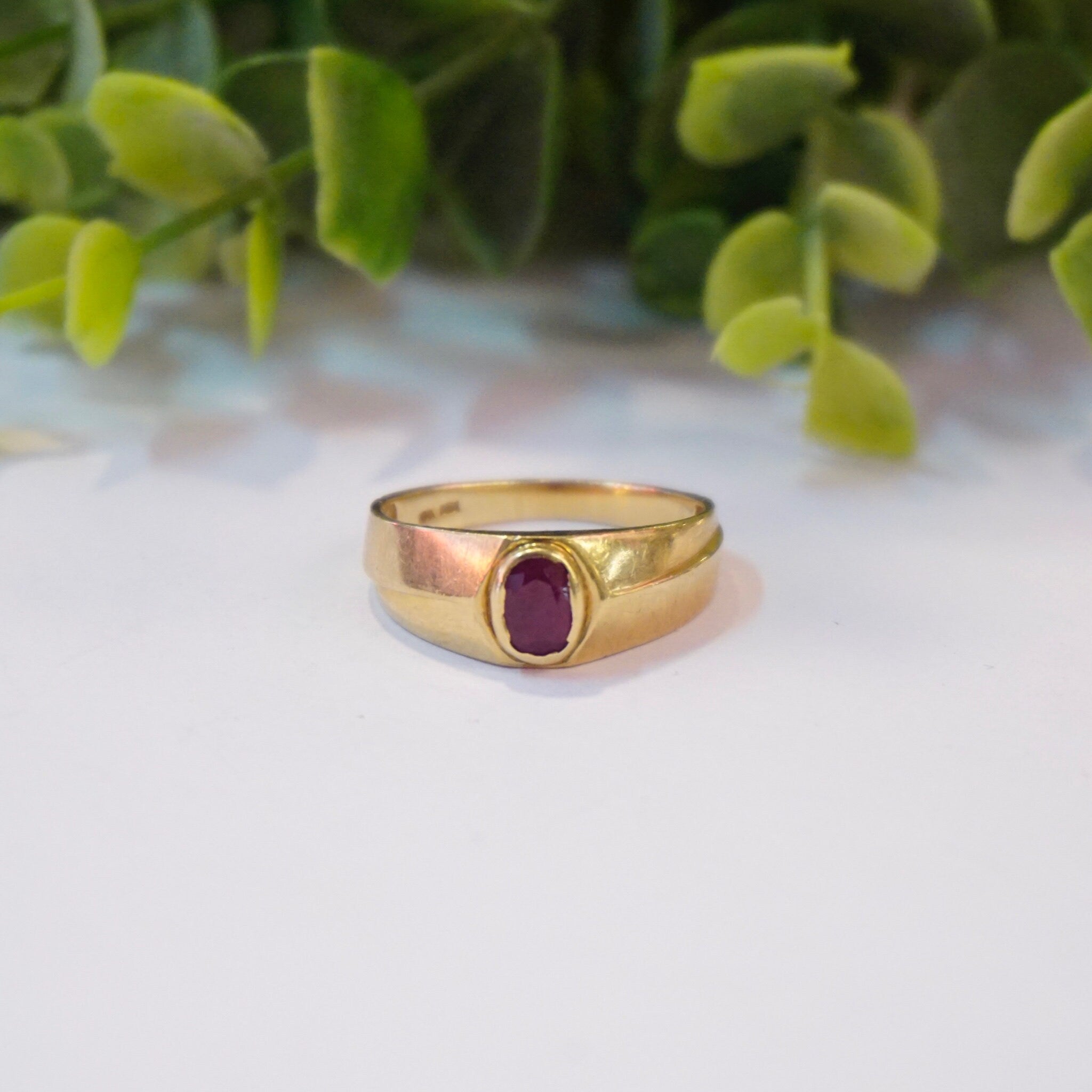 4 US Gold Ring