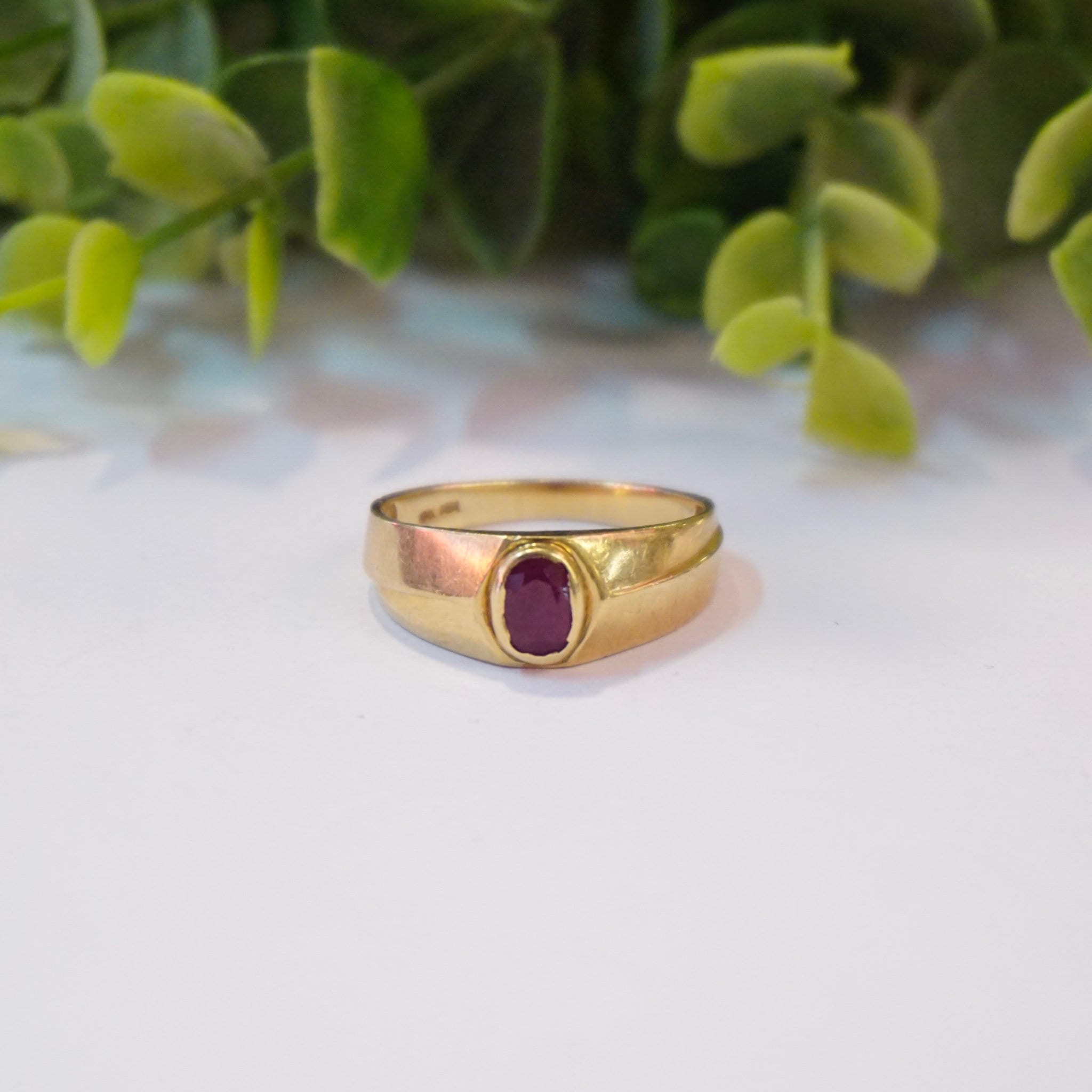 4 US Gold Ring