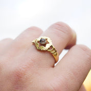 Antique Victorian 14K Gold Ring With Center Stone, Gold Mourning Jewelry Ring With Star Cut Out, Embellished Gold Ring With Small Stone