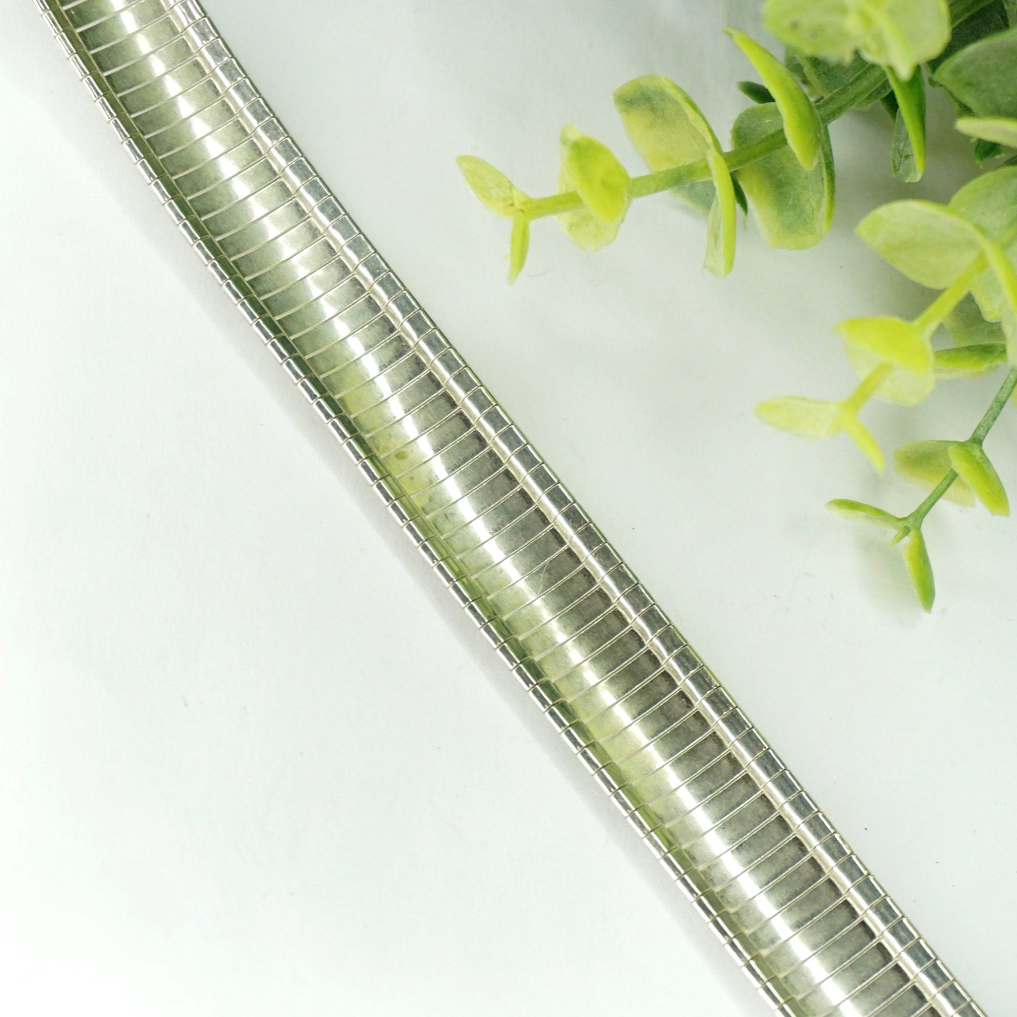 Vintage Sterling Silver Omega Bracelet, Thick Silver Omega Bracelet, Minimalist Sterling Jewelry, Made In Italy, 925