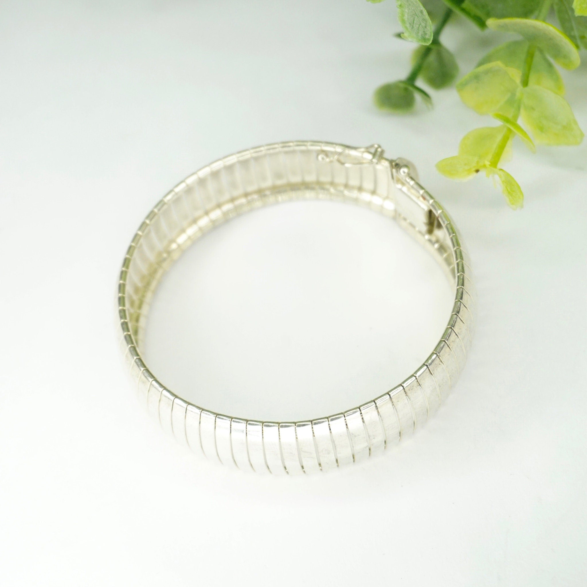 Vintage Sterling Silver Omega Bracelet, Thick Silver Omega Bracelet, Minimalist Sterling Jewelry, Made In Italy, 925