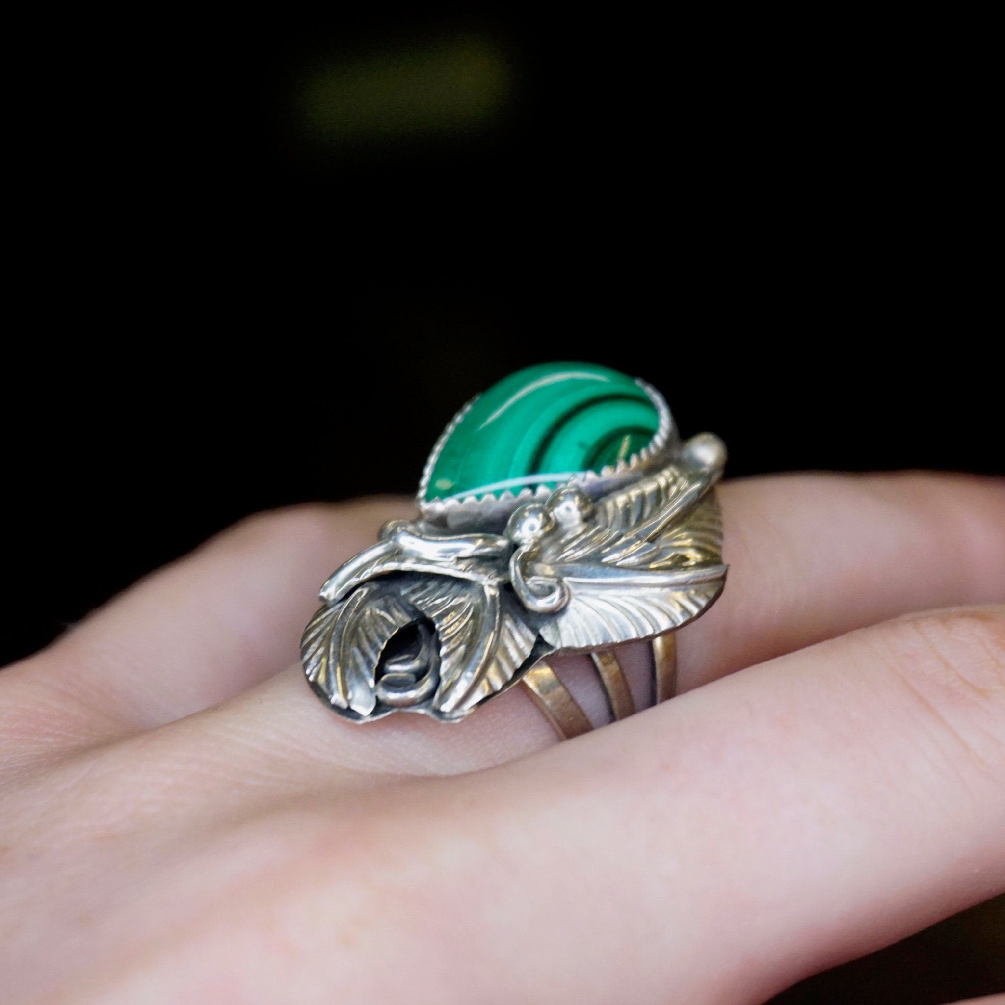 Leaf Ring With Tear Drop Stone, Native American Malachite Ring, Old Pawn