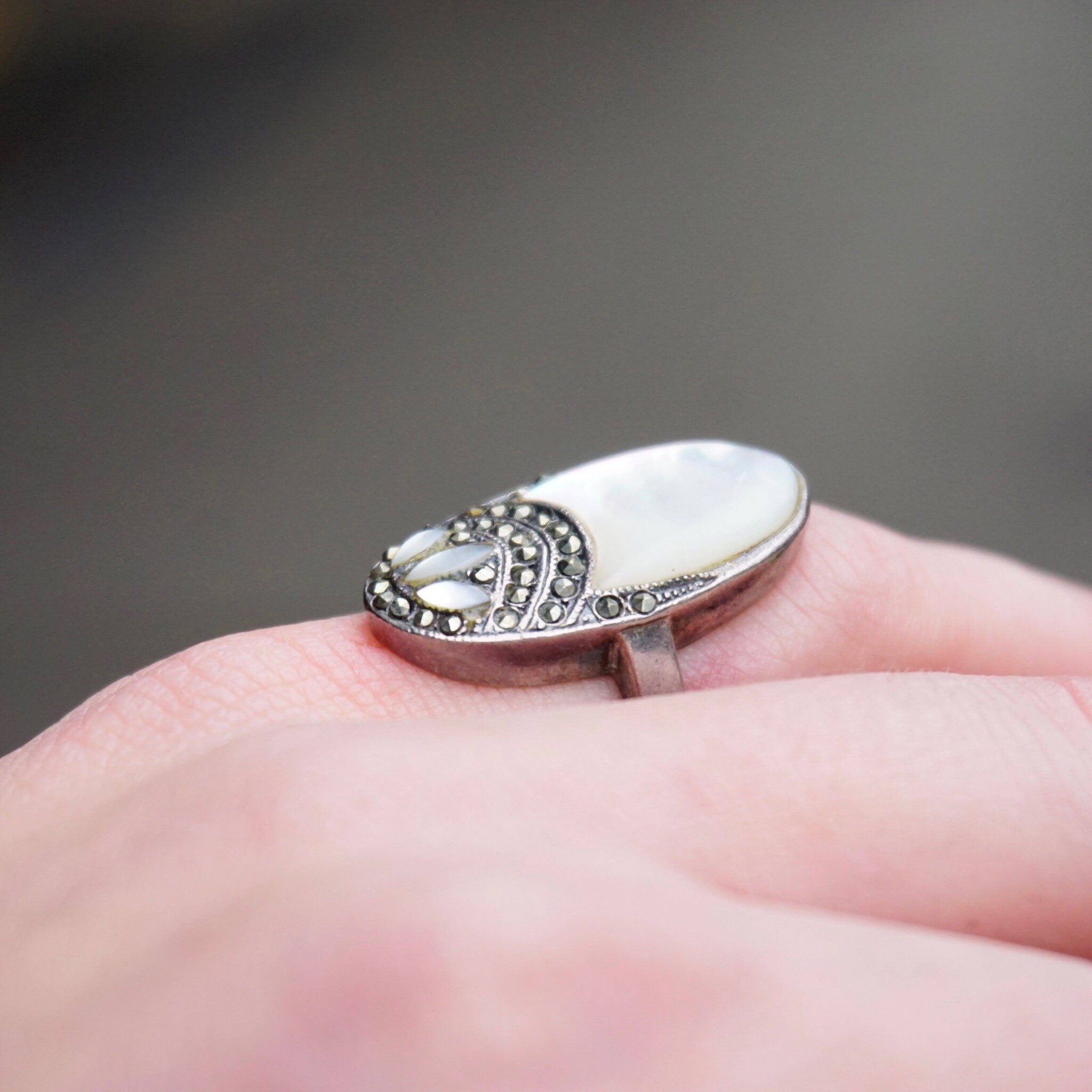 Vintage Sterling Silver Mother Of Pearl And Marcasite Ring, Art Deco Marcasite Ring With Iridescent Mother of Pearl, 925 Jewelry