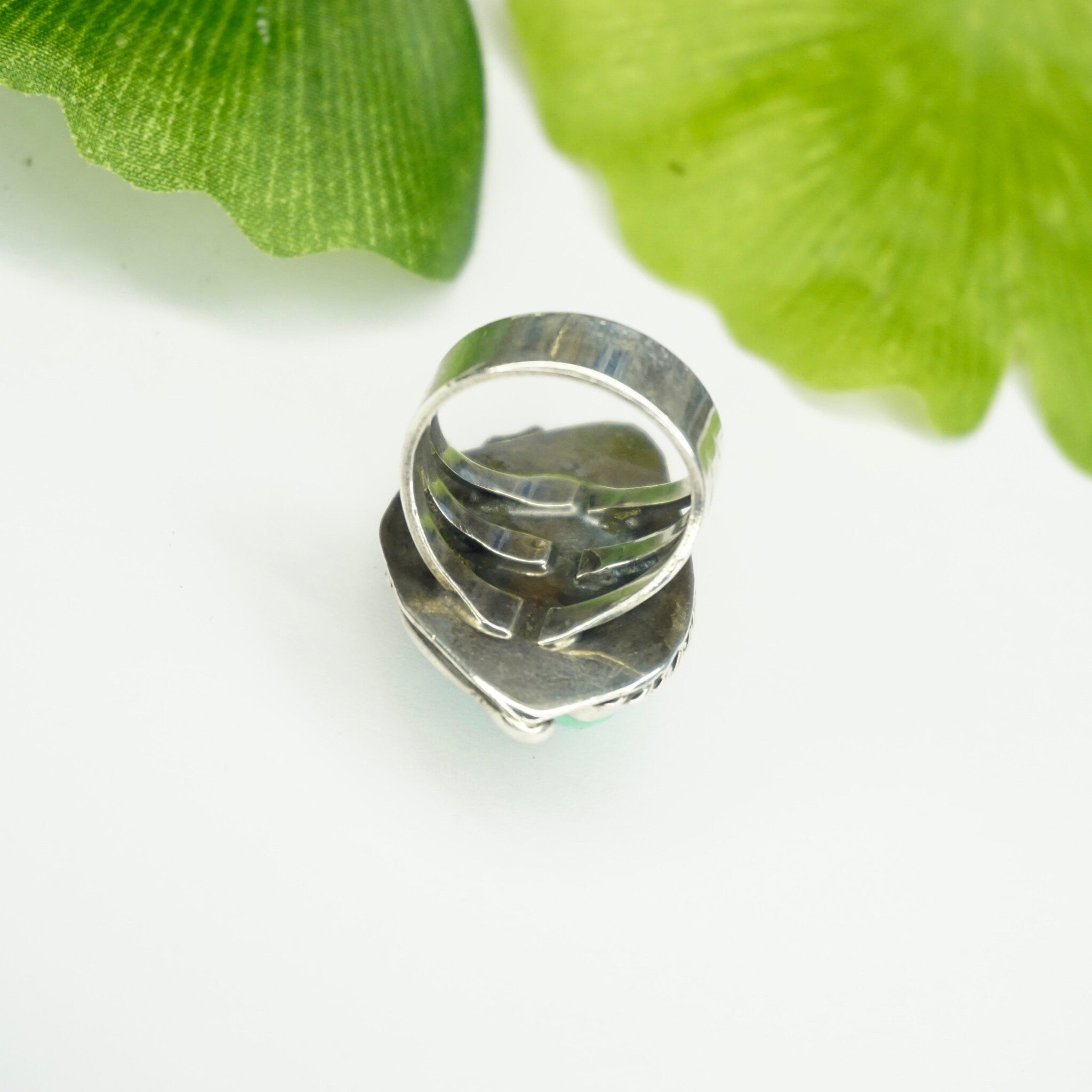 Vintage Turquoise and Sterling Silver Ring, Navajo Ring With Natural Turquoise and Silver Leaf/Feather, Native American Jewelry, 925