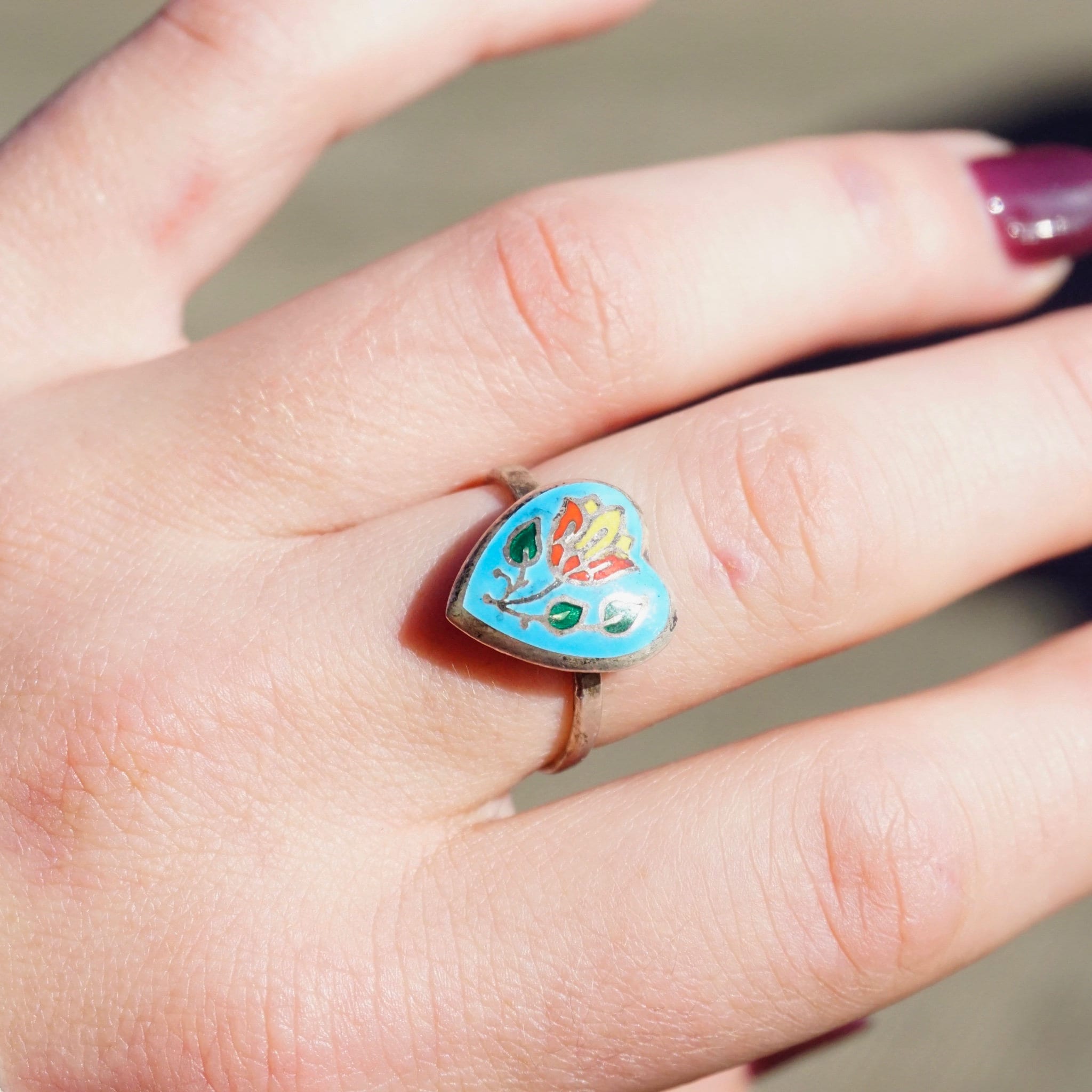 Vintage Sterling Silver Siam Enamel Heart Ring, Blue Enamel Ring With Inlaid Flower, Silver Heart Ring With Flower Design, Thailand Sterling