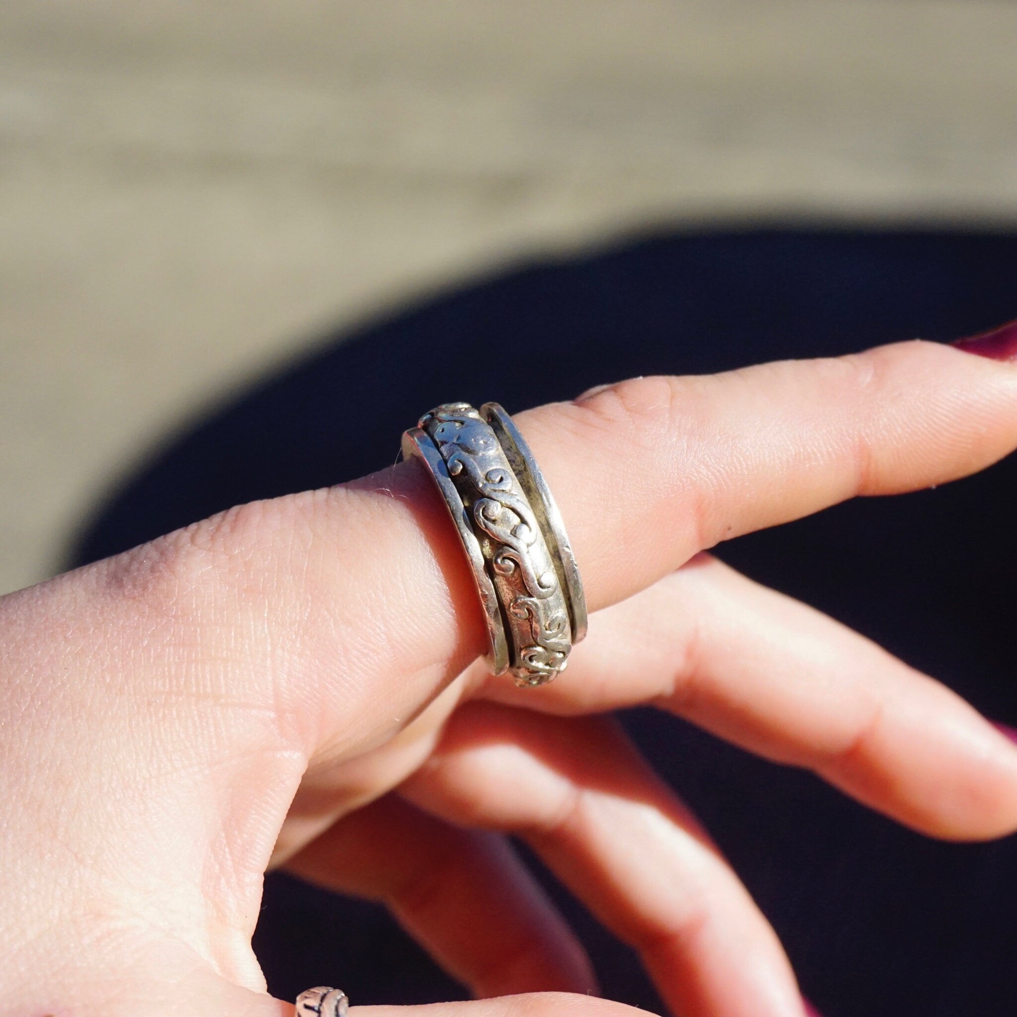 Vintage Sterling Silver Spinner Ring, Large Silver Meditation Ring With Swirl Pattern, Thick Sterling Silver Prayer Ring, 925 Jewelry