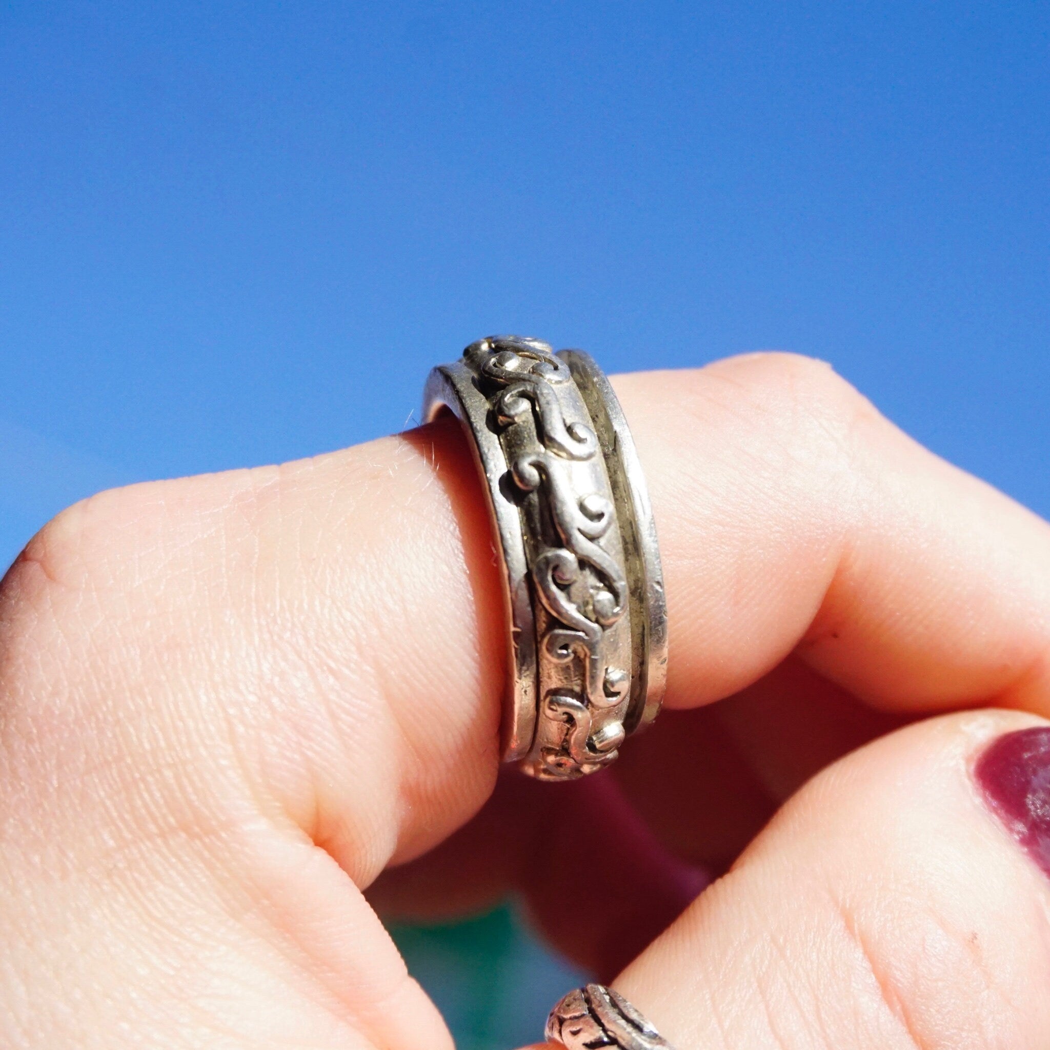 Vintage Sterling Silver Spinner Ring, Large Silver Meditation Ring With Swirl Pattern, Thick Sterling Silver Prayer Ring, 925 Jewelry