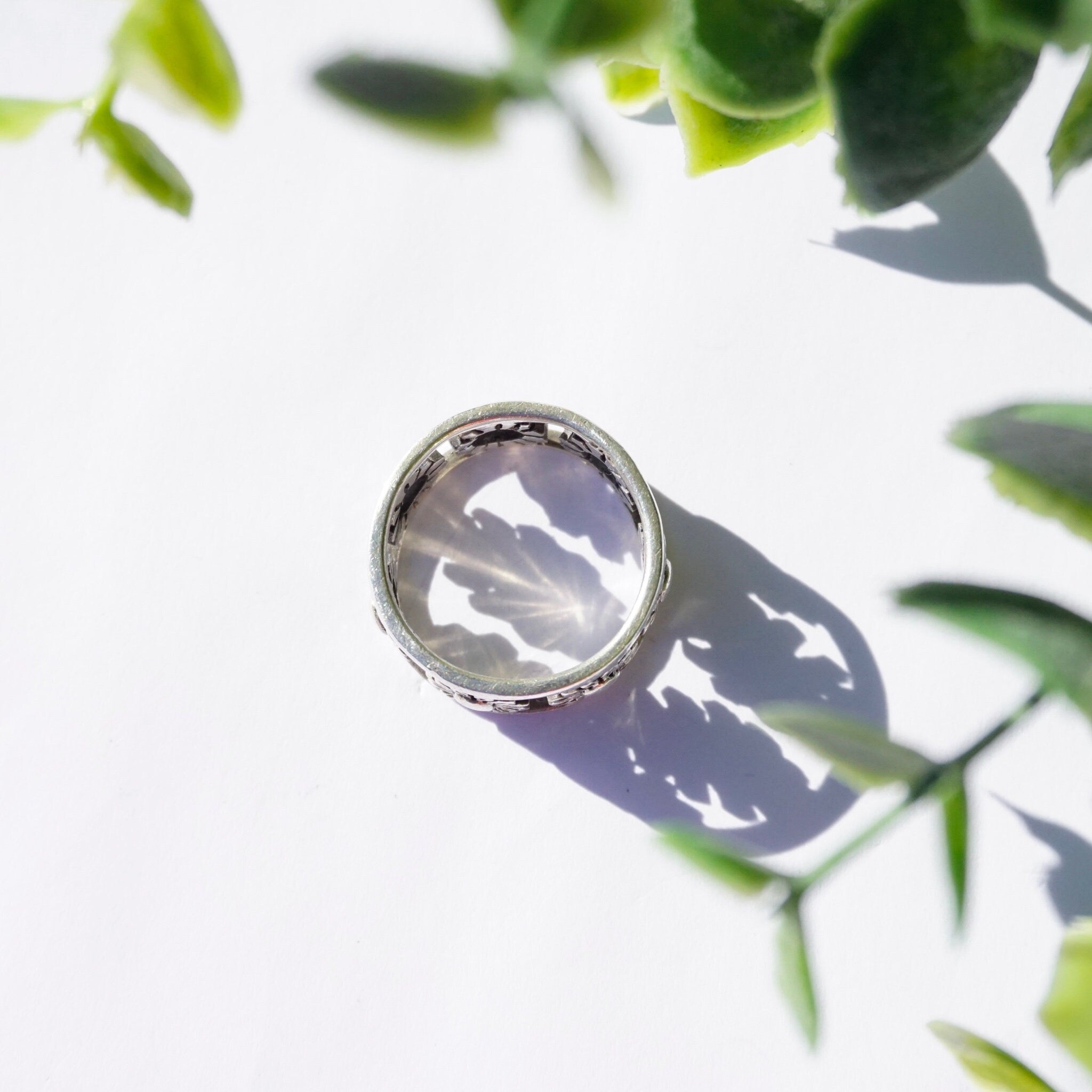 Vintage Sterling Silver Daisy Flower Ring, Silver Flower Cut Out Band Ring, Minimalist Sterling Silver Daisy Ring, 925 Jewelry