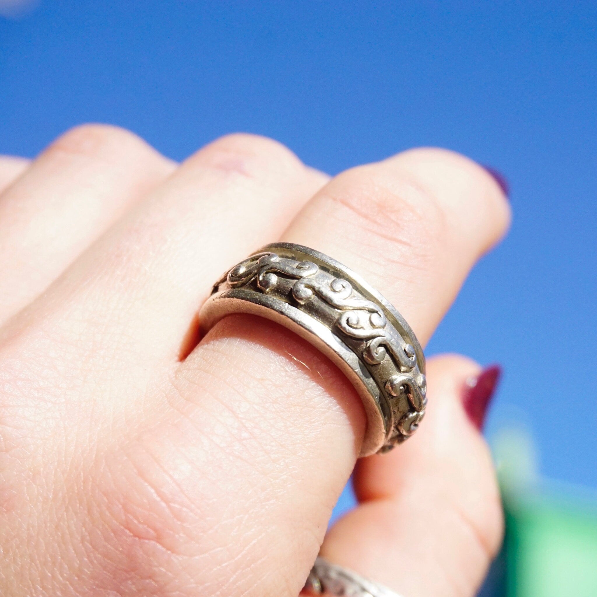 Vintage Sterling Silver Spinner Ring, Large Silver Meditation Ring With Swirl Pattern, Thick Sterling Silver Prayer Ring, 925 Jewelry