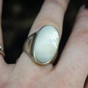 Vintage Sterling Silver Mother Of Pearl Ring, Beautiful Iridescent Silver Ring With Mother of Pearl, Unisex Ring, Silver Ring, 925 Jewelry