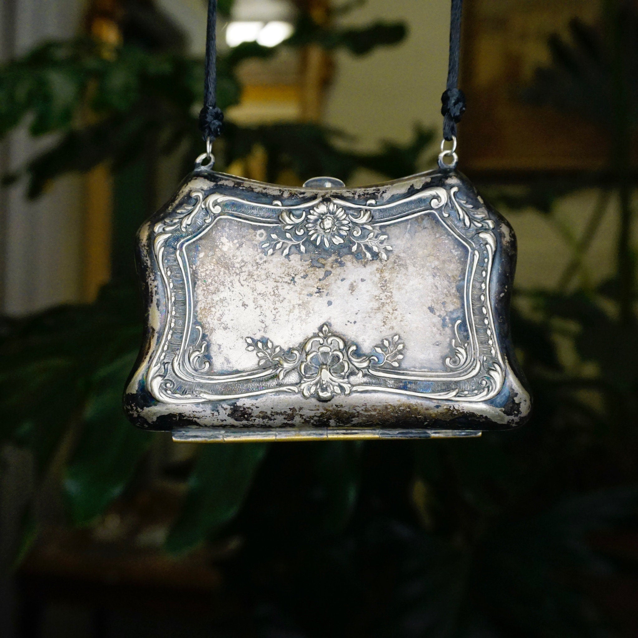 Vintage German Sterling Silver Coin Purse, Art Nouveau Silver Dance Purse, Small Sterling Silver Purse With Embossed Floral Details, 925