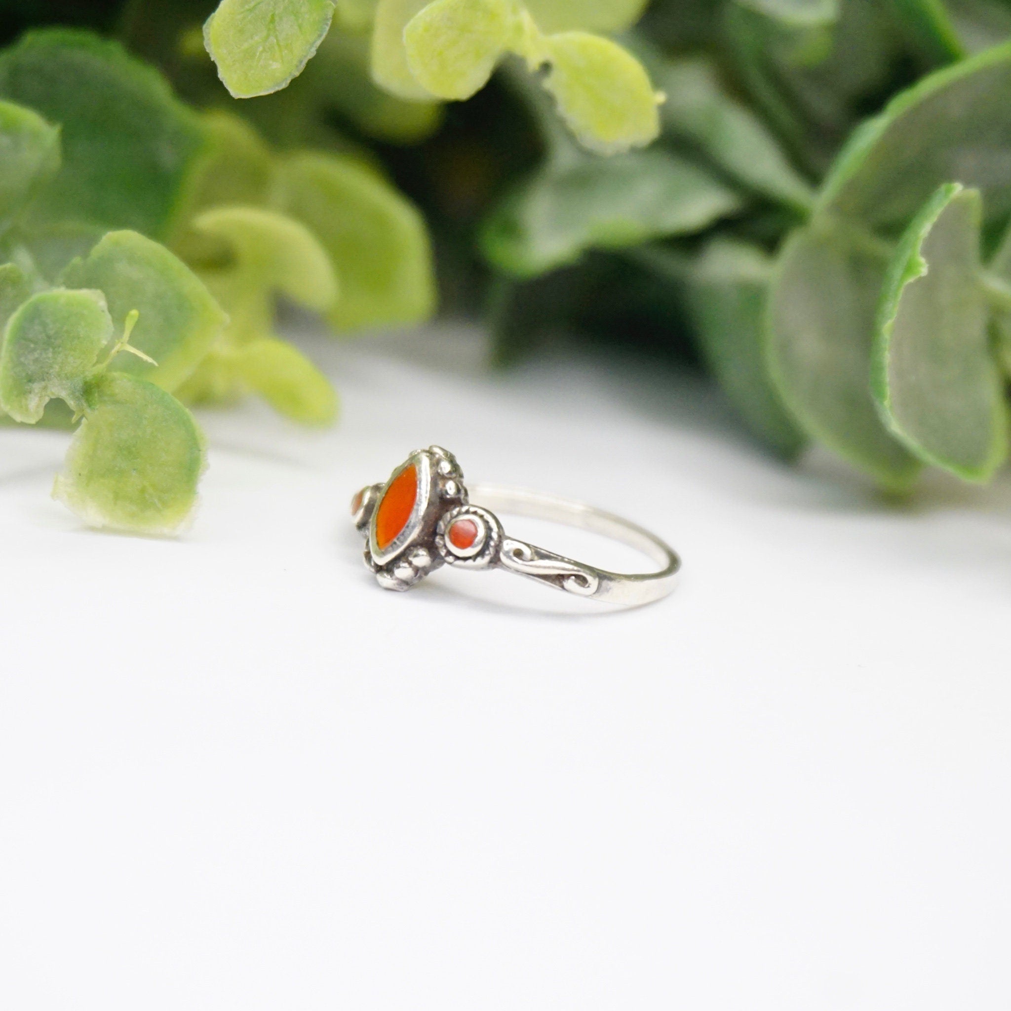 Vintage Sterling Silver Ring With Red Stone/Glass, Petite Silver Ring With Swirl Details, Thin Sterling Ring With Red Accent Stones, 925