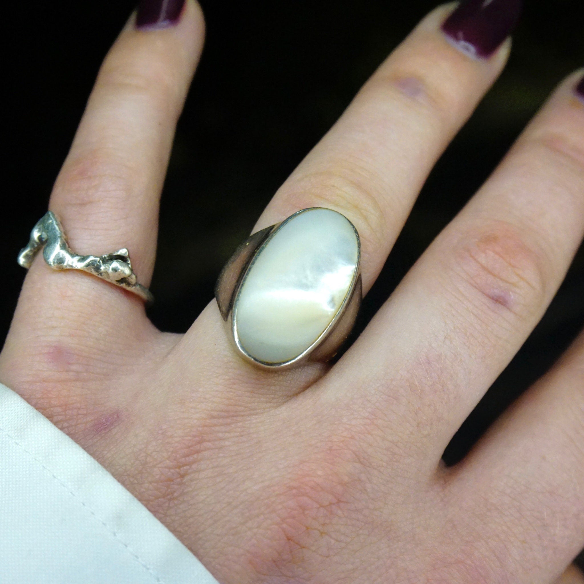 Vintage Sterling Silver Mother Of Pearl Ring, Beautiful Iridescent Silver Ring With Mother of Pearl, Unisex Ring, Silver Ring, 925 Jewelry