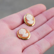Vintage 14K Gold Cameo Post Earrings, Beautiful Cameo Earrings With Gold Setting, Italian 14K Gold Carved Shell Earrings, Cameo Earrings