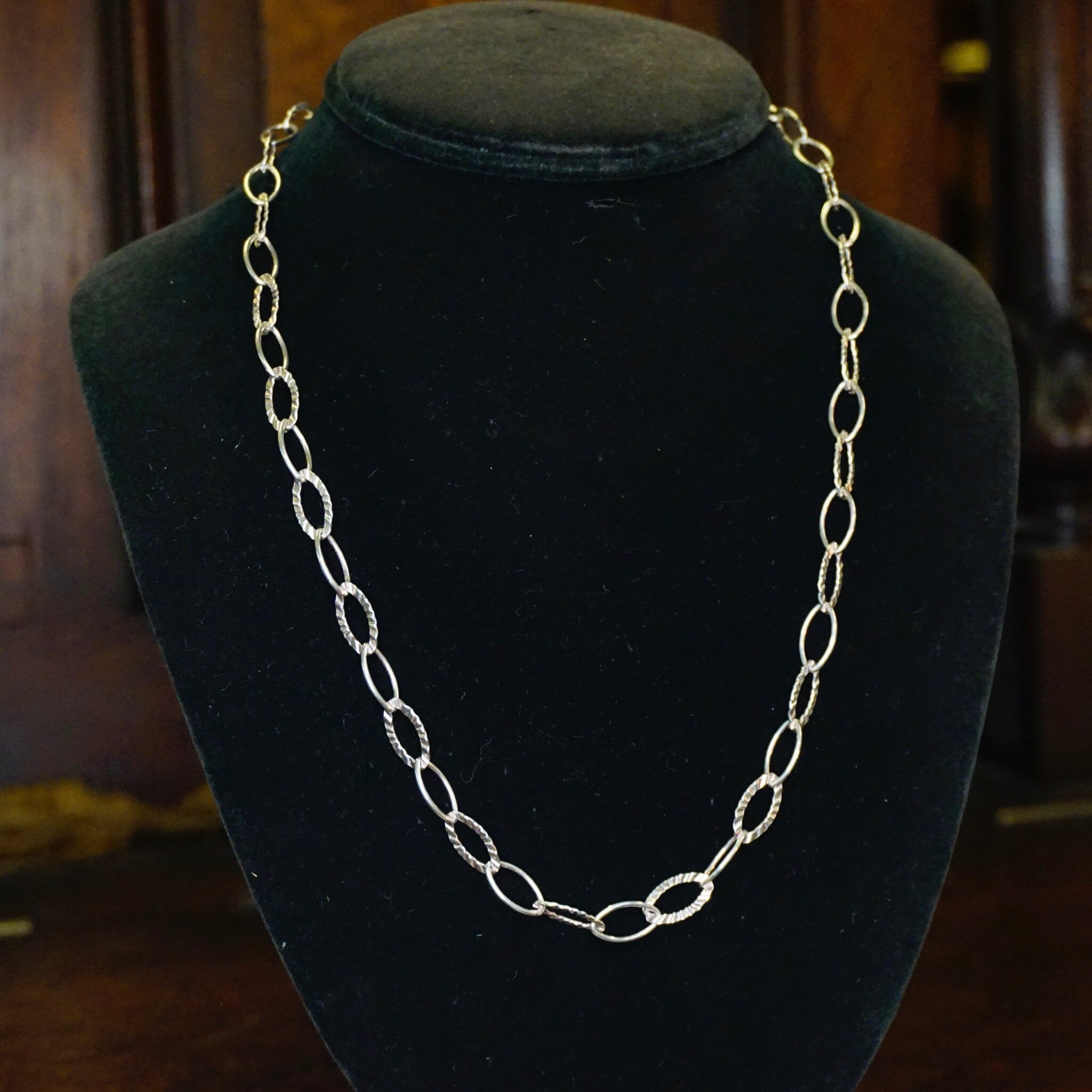 Vintage Sterling Silver Link Necklace, Minimalist Silver Chain Link Necklace, Textured Silver Necklace, 925 Jewelry