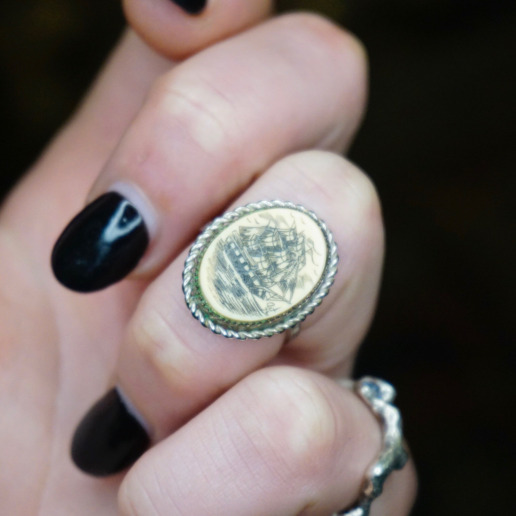 Vintage Sterling Silver Scrimshaw Ring, Carved Ship Ring With Woven Silver, Adjustable Sterling Silver Ring, Scrimshaw Jewelry, 925