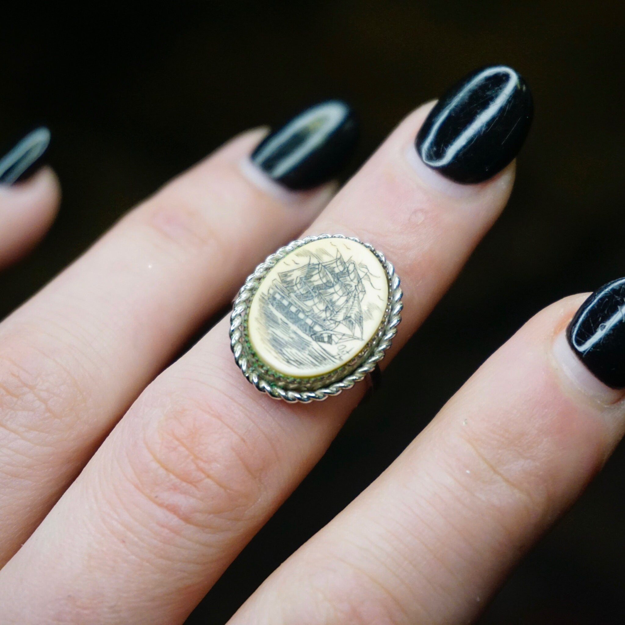 Vintage Sterling Silver Scrimshaw Ring, Carved Ship Ring With Woven Silver, Adjustable Sterling Silver Ring, Scrimshaw Jewelry, 925