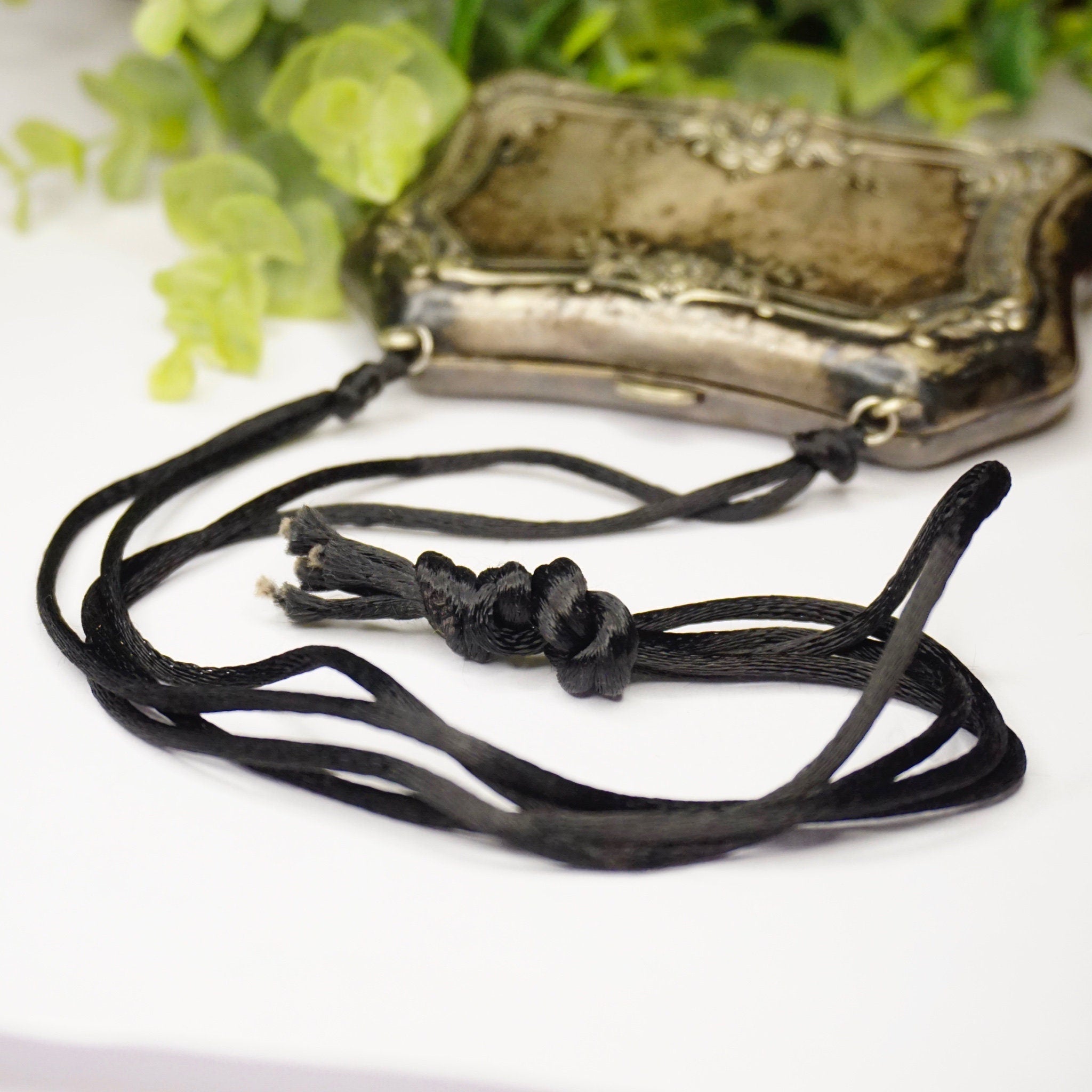 Vintage German Sterling Silver Coin Purse, Art Nouveau Silver Dance Purse, Small Sterling Silver Purse With Embossed Floral Details, 925