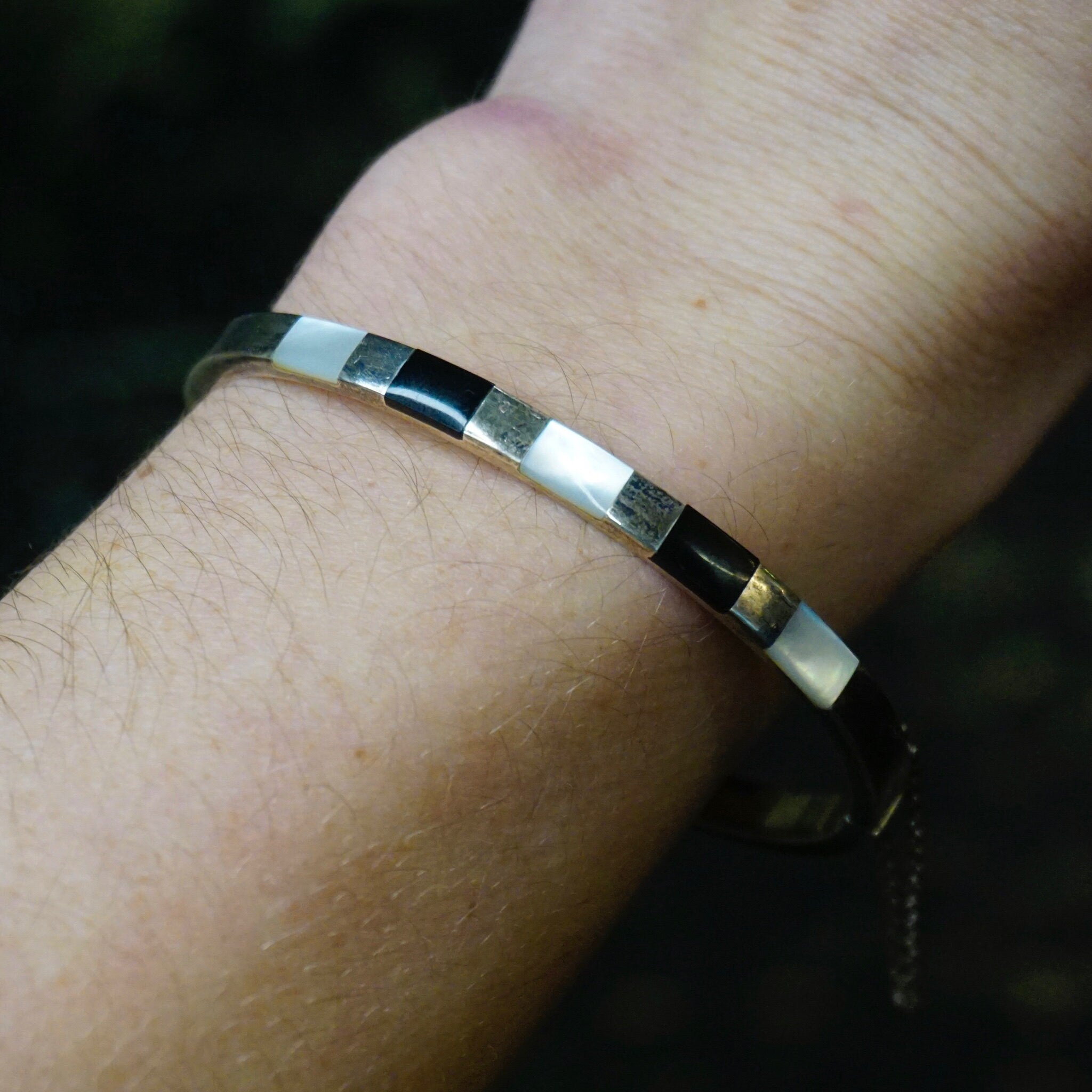 Vintage Sterling Silver Bangle With Inlaid Onyx and Mother Of Pearl, Minimalist Jewelry, 925A
