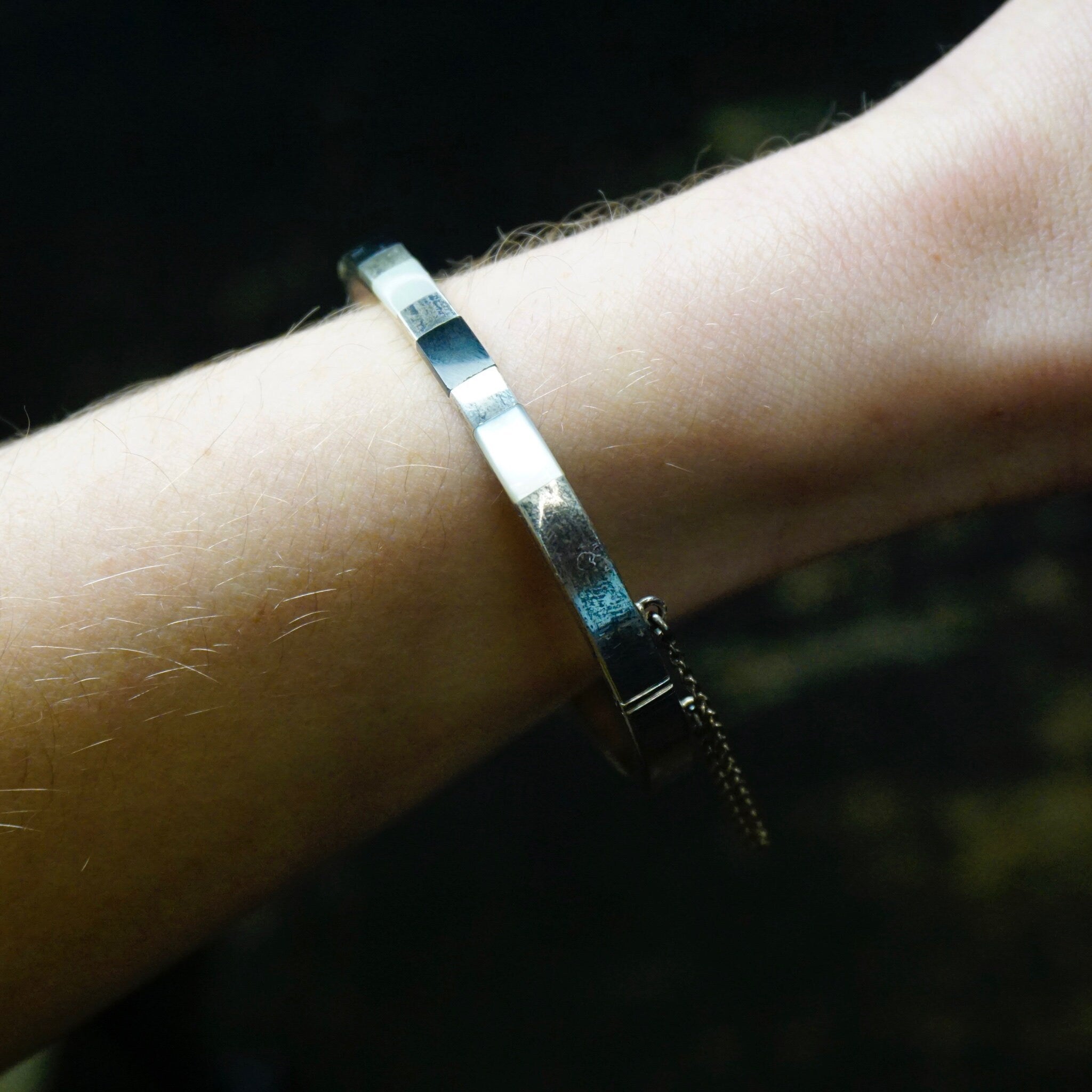 Vintage Sterling Silver Bangle With Inlaid Onyx and Mother Of Pearl, Minimalist Jewelry, 925A