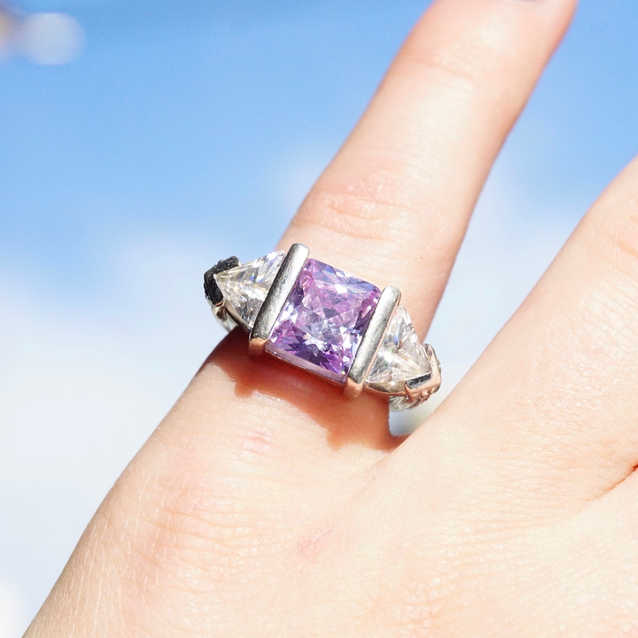 Vintage Sterling Silver 3-Stone Ring, Princess Cut Purple Glass With Flanking Triangle Cut Glass, Square Silver Trellis Ring, 925 Jewelry