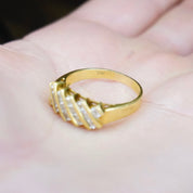 Vintage 18K Gold Ring With Baguette Diamonds, Beautiful Gold Ring With Inlaid Diamonds, Gold Ring With 14 Baguette Cut Diamonds, 750 Jewelry