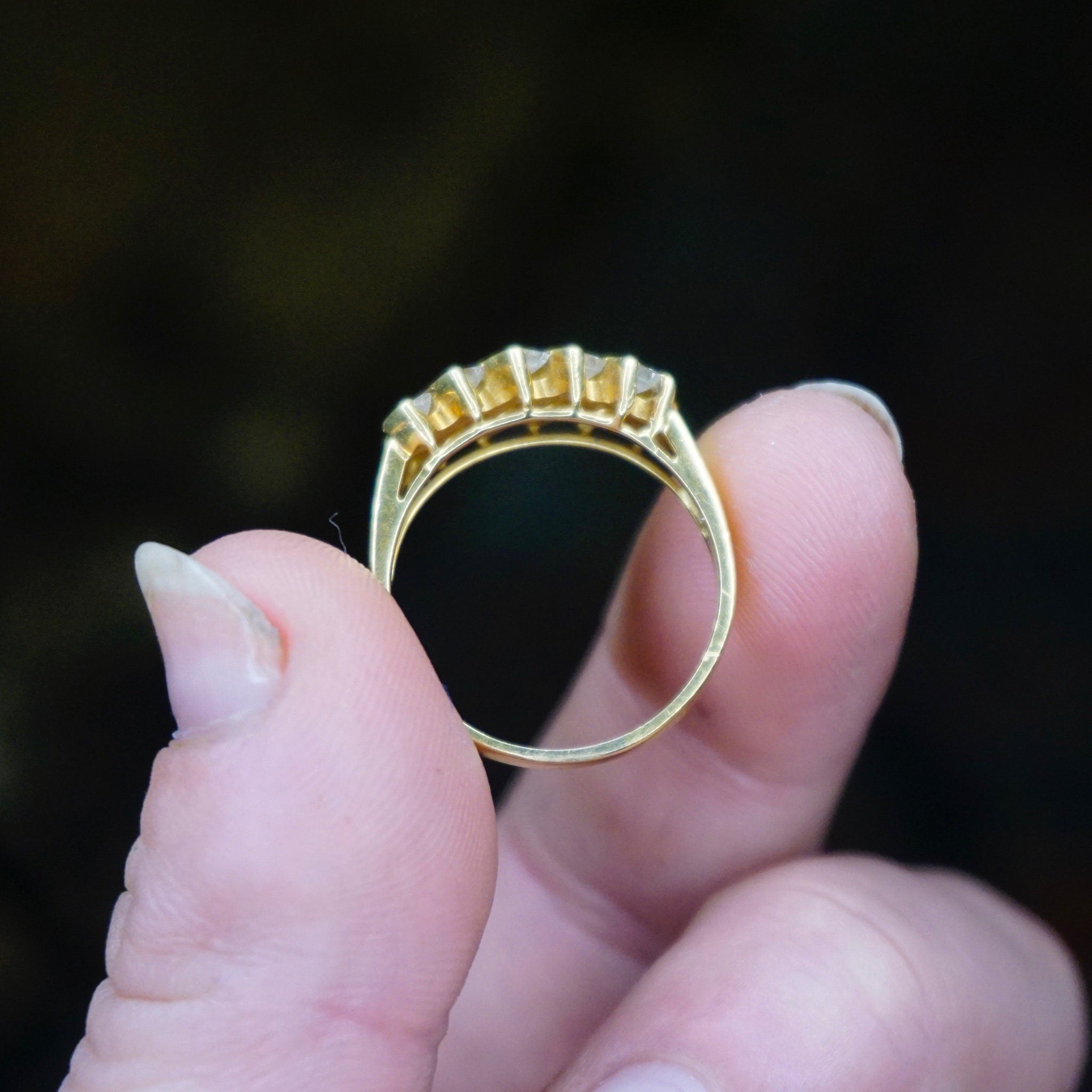 Vintage 18K Gold Ring With Baguette Diamonds, Beautiful Gold Ring With Inlaid Diamonds, Gold Ring With 14 Baguette Cut Diamonds, 750 Jewelry