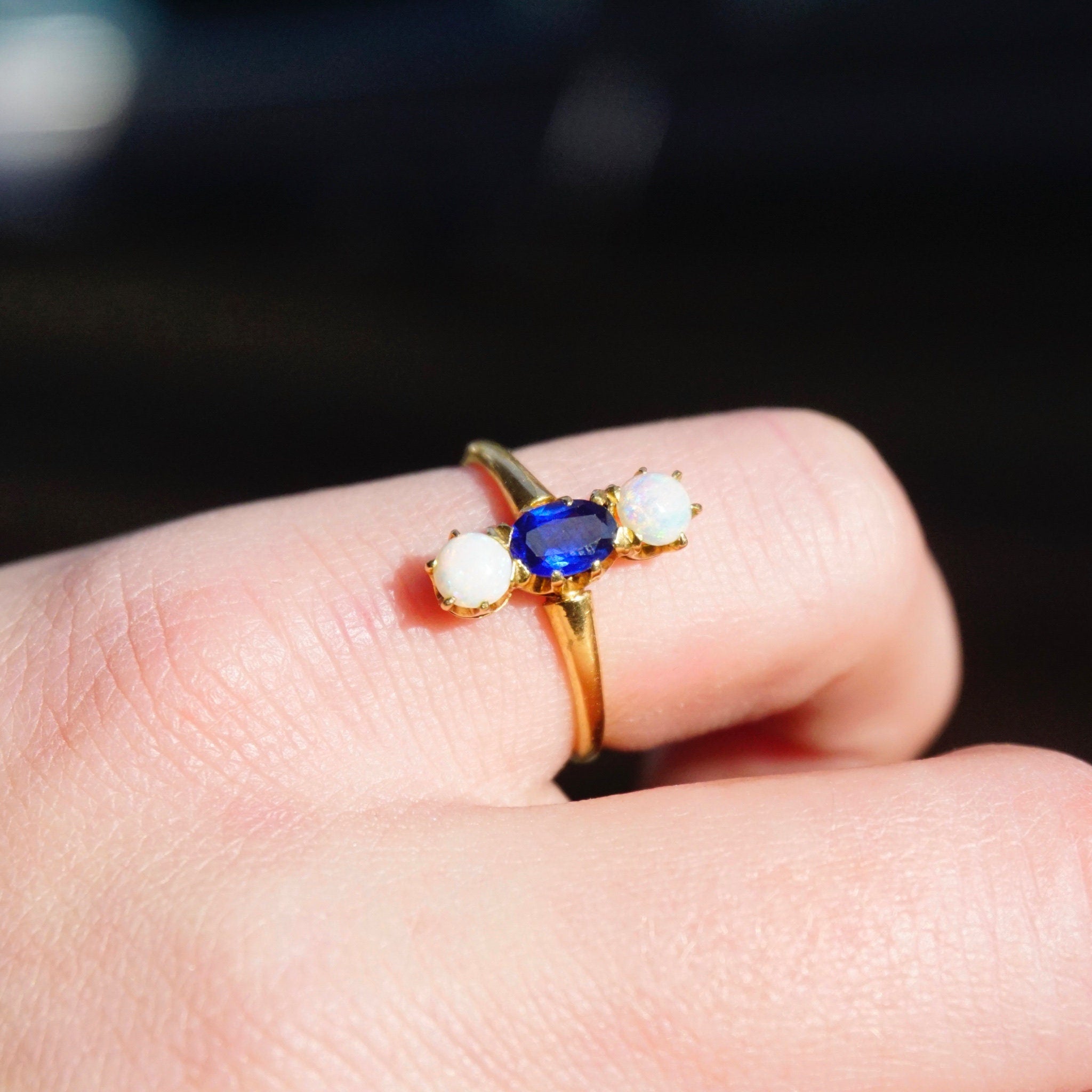 Vintage 14K Gold Synthetic Opal And Sapphire Ring, Beautiful 3-Stone Ring With Vertical Setting, Iridescent Gold Ring With Blue Stone, 14K