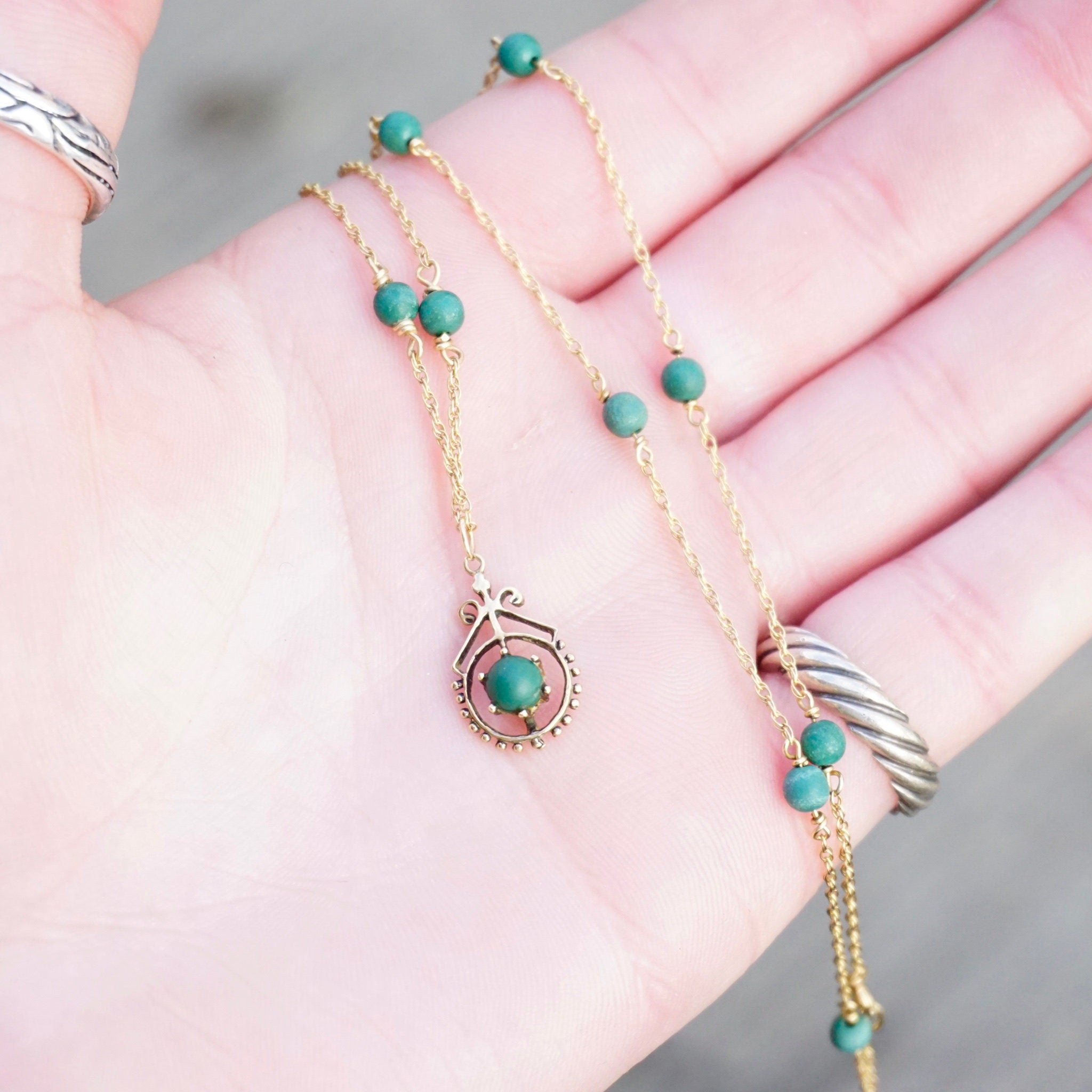 Vintage 14K Gold Malachite Station Necklace, Beautiful Gold Necklace With Malachite Beads and Pendant, 14K Gold Pendant Malachite Necklace