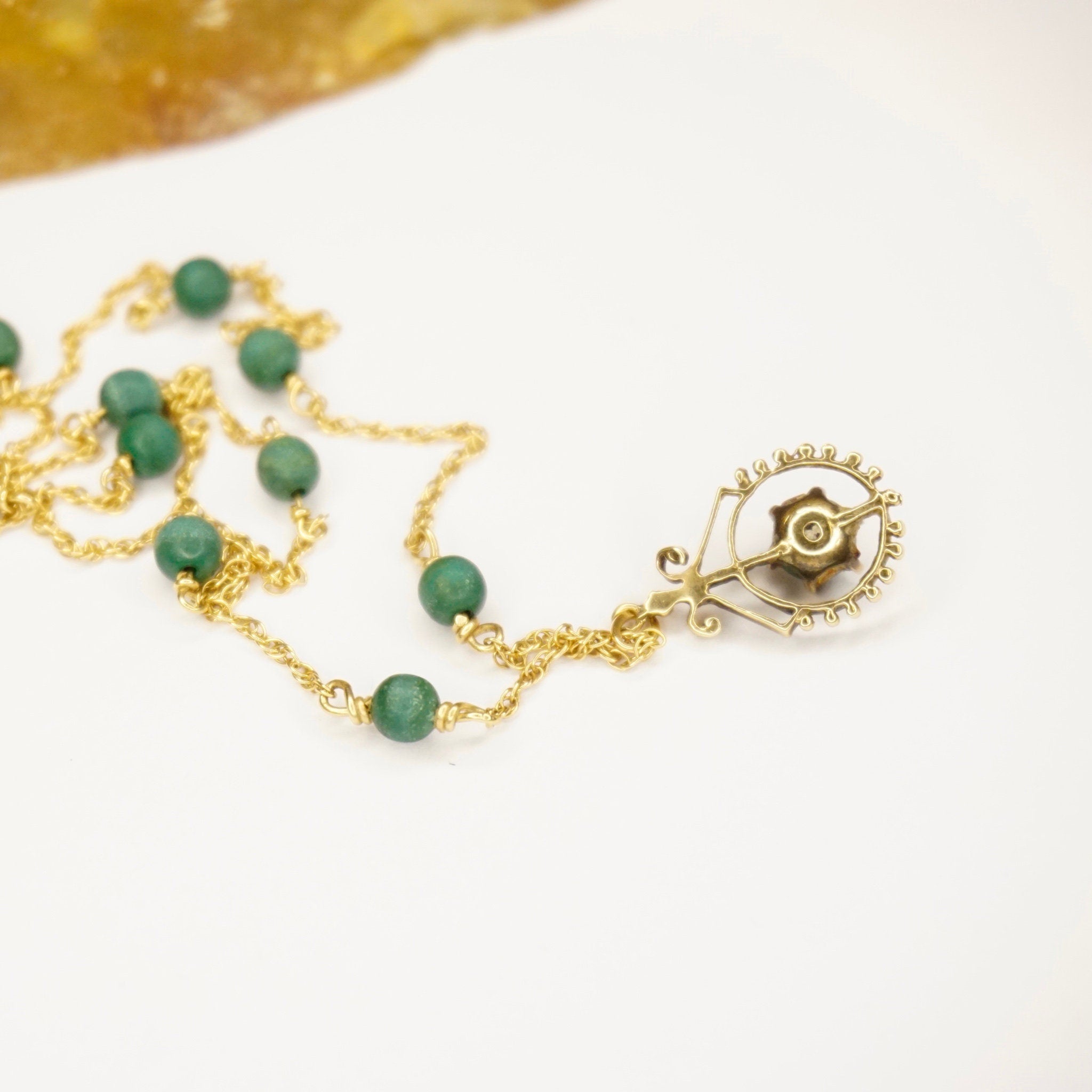 Vintage 14K Gold Malachite Station Necklace, Beautiful Gold Necklace With Malachite Beads and Pendant, 14K Gold Pendant Malachite Necklace