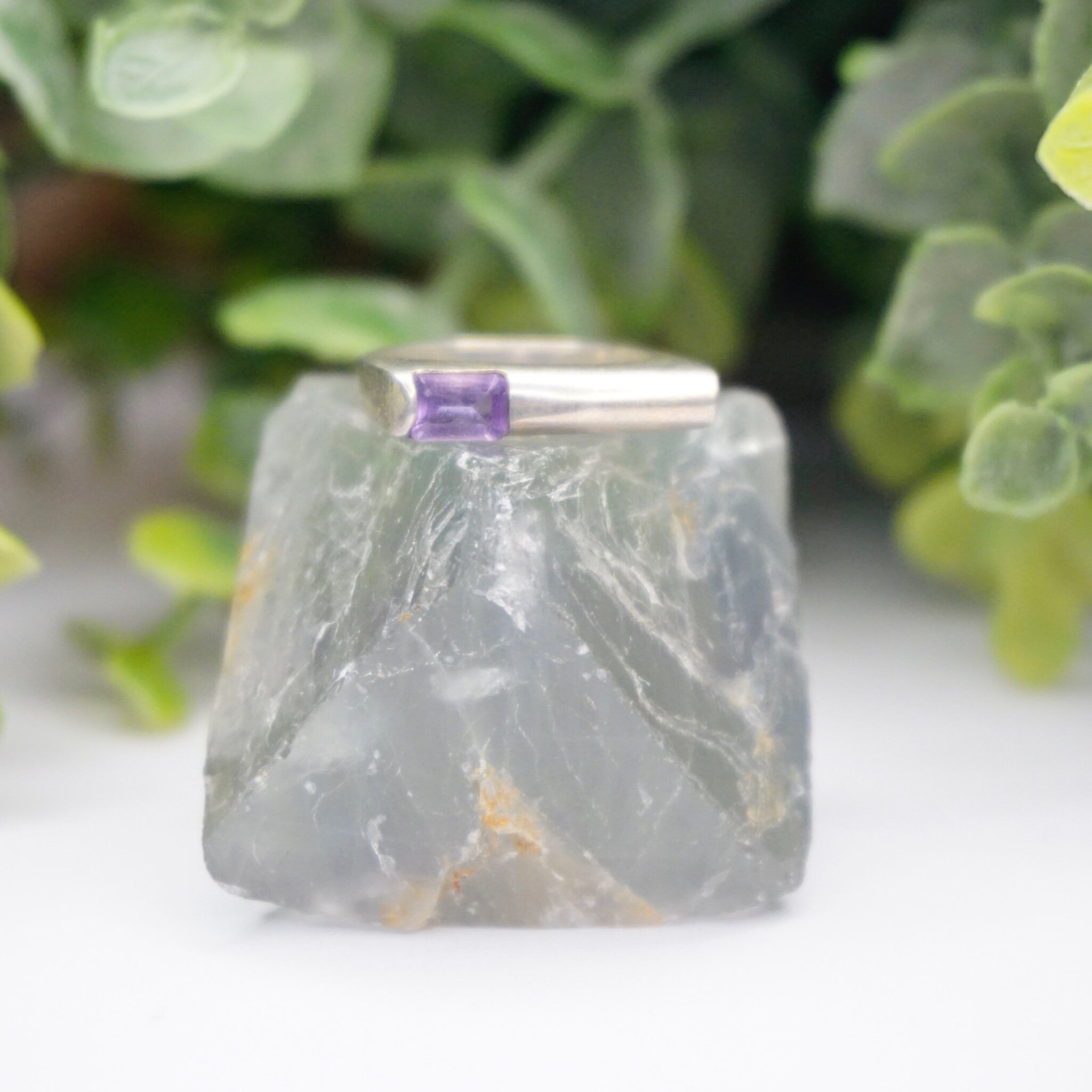 Vintage Sterling Silver Ring With Offset Gem, Modern Square Ring With Purple Stone, Unique Silver Ring With Emerald Cut Glass, 925 Jewelry