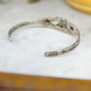 Vintage Coin Silver Turquoise Cuff Bracelet, Petite Silver Bracelet Beautiful Hammered Details, Natural Turquoise, Old Pawn Jewelry