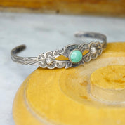 Vintage Coin Silver Turquoise Cuff Bracelet, Petite Silver Bracelet Beautiful Hammered Details, Natural Turquoise, Old Pawn Jewelry