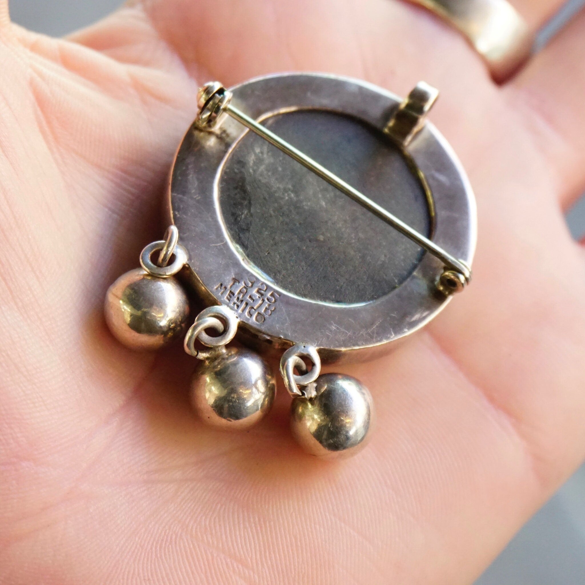 Vintage TAXCO Sterling Silver Brooch/Pendant, Unique Silver Pendant With Iridescent Black Stone, Round Stone Brooch With Silver Beads, 925