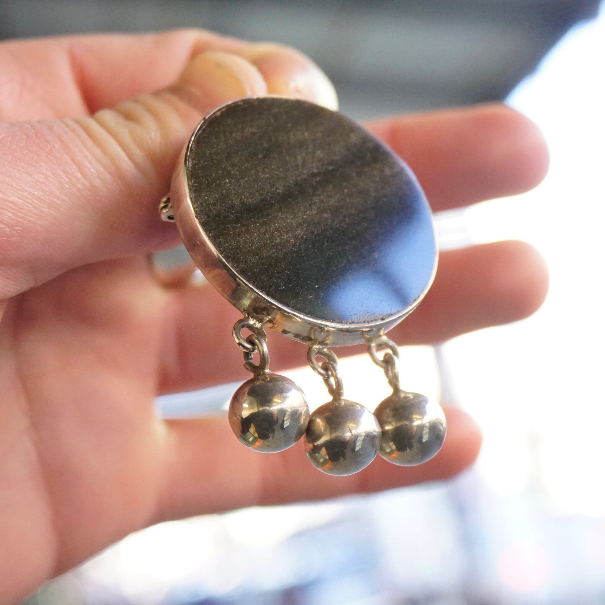 Vintage TAXCO Sterling Silver Brooch/Pendant, Unique Silver Pendant With Iridescent Black Stone, Round Stone Brooch With Silver Beads, 925