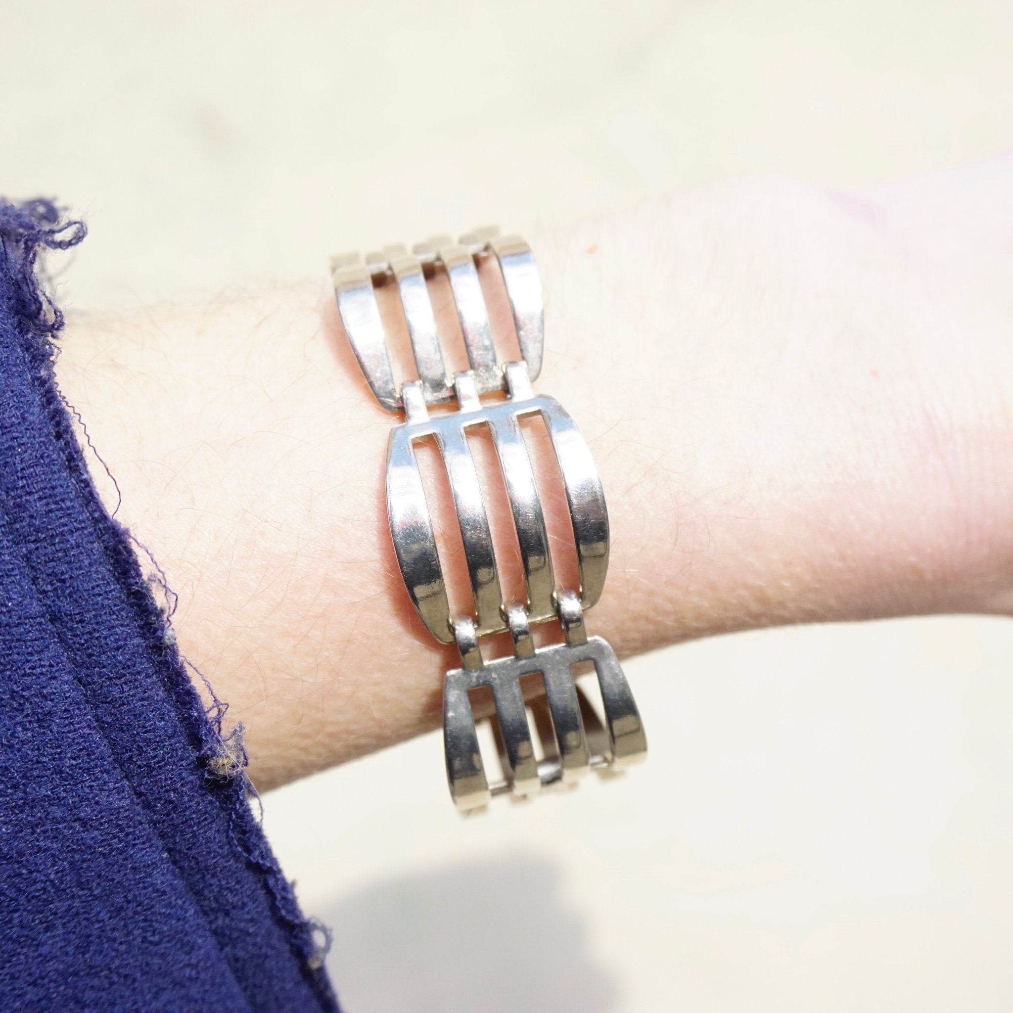 Vintage Silver Link Bracelet, Modernist Silver Cut Out Bracelet, Unique Silver Link Bracelet With Cut Out Details, Minimalist Jewelry