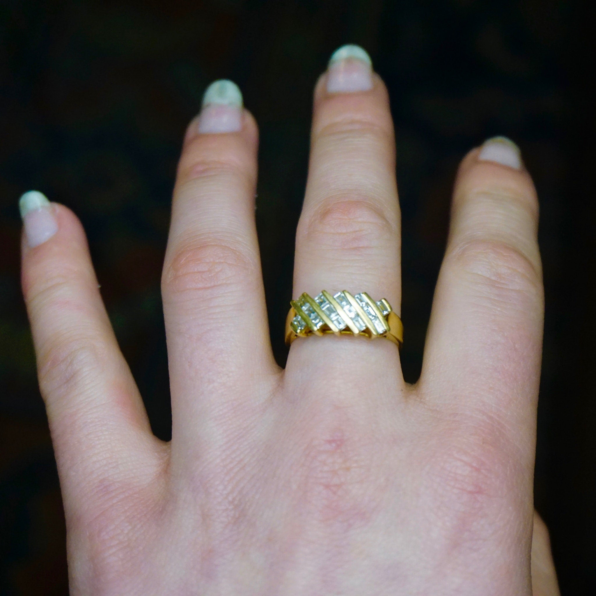 Vintage 18K Gold Ring With Baguette Diamonds, Beautiful Gold Ring With Inlaid Diamonds, Gold Ring With 14 Baguette Cut Diamonds, 750 Jewelry