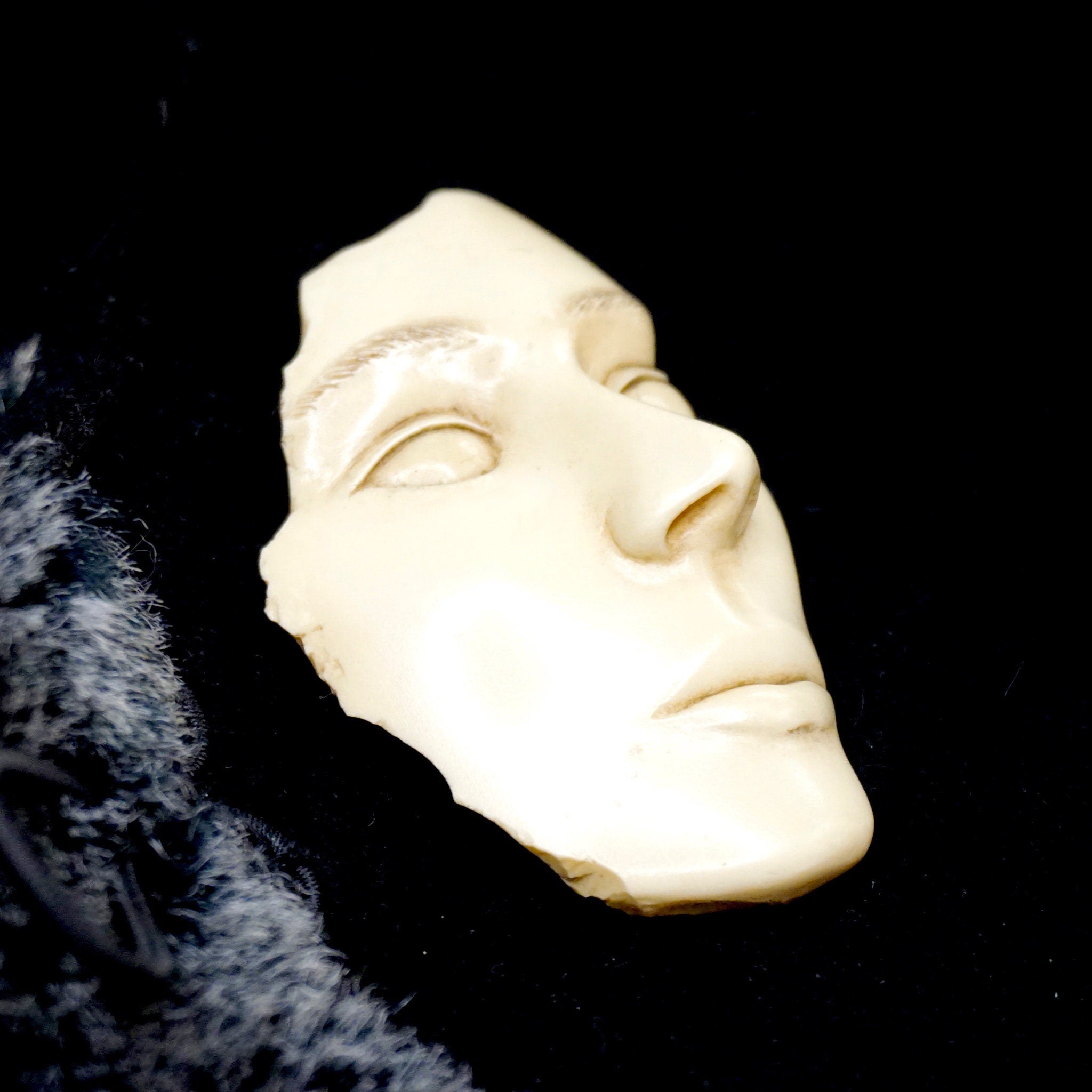 Vintage Artisan Woman Face Brooch, Signed Hessel '89, Fragmented Face Pin, Unique White Ceramic Face Brooch, Hand Carved Face Pin
