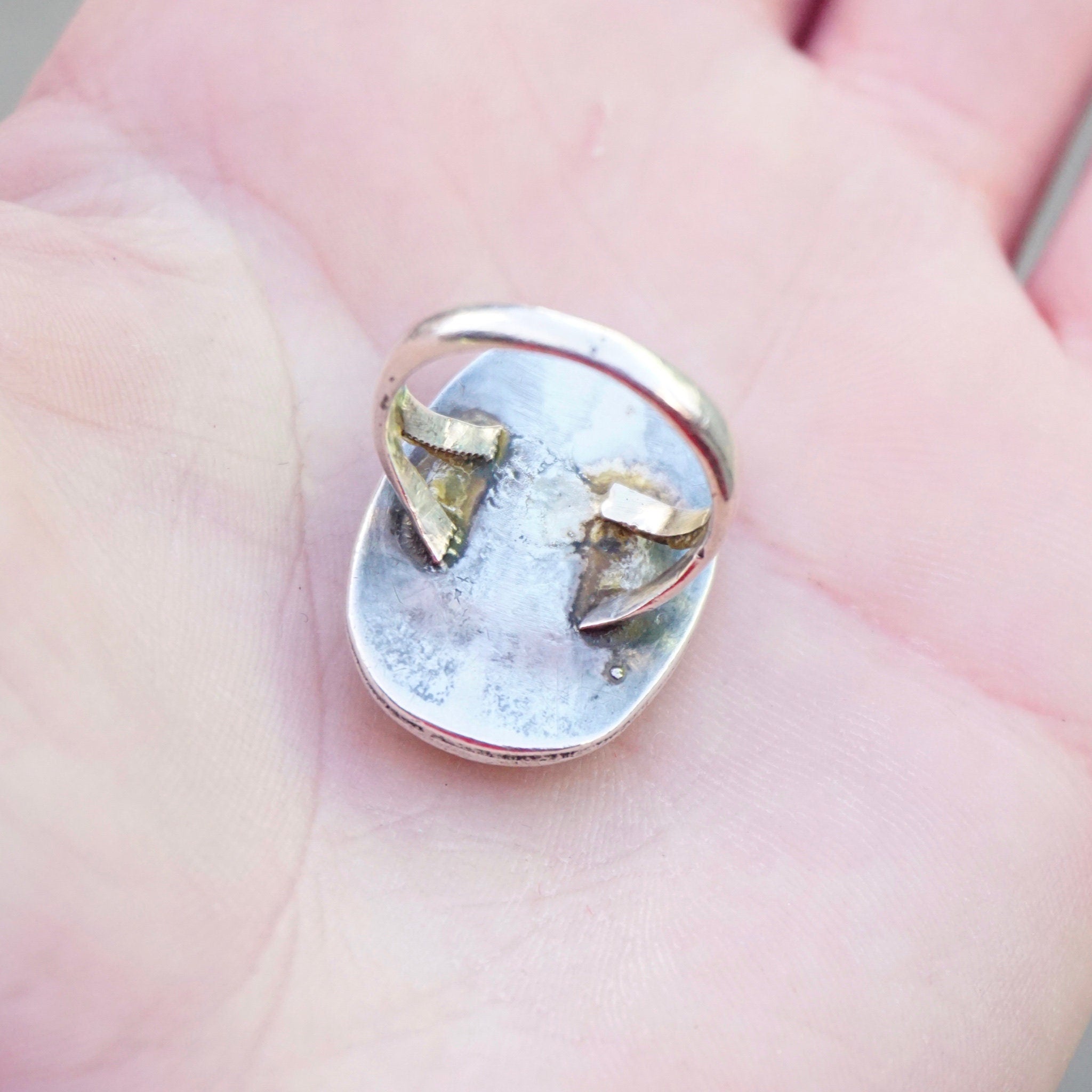 Vintage Native American Silver Turquoise Ring, Beautiful Turquoise Ring With Silver Detail, Hammered Silver Ring With Natural Turquoise, 925