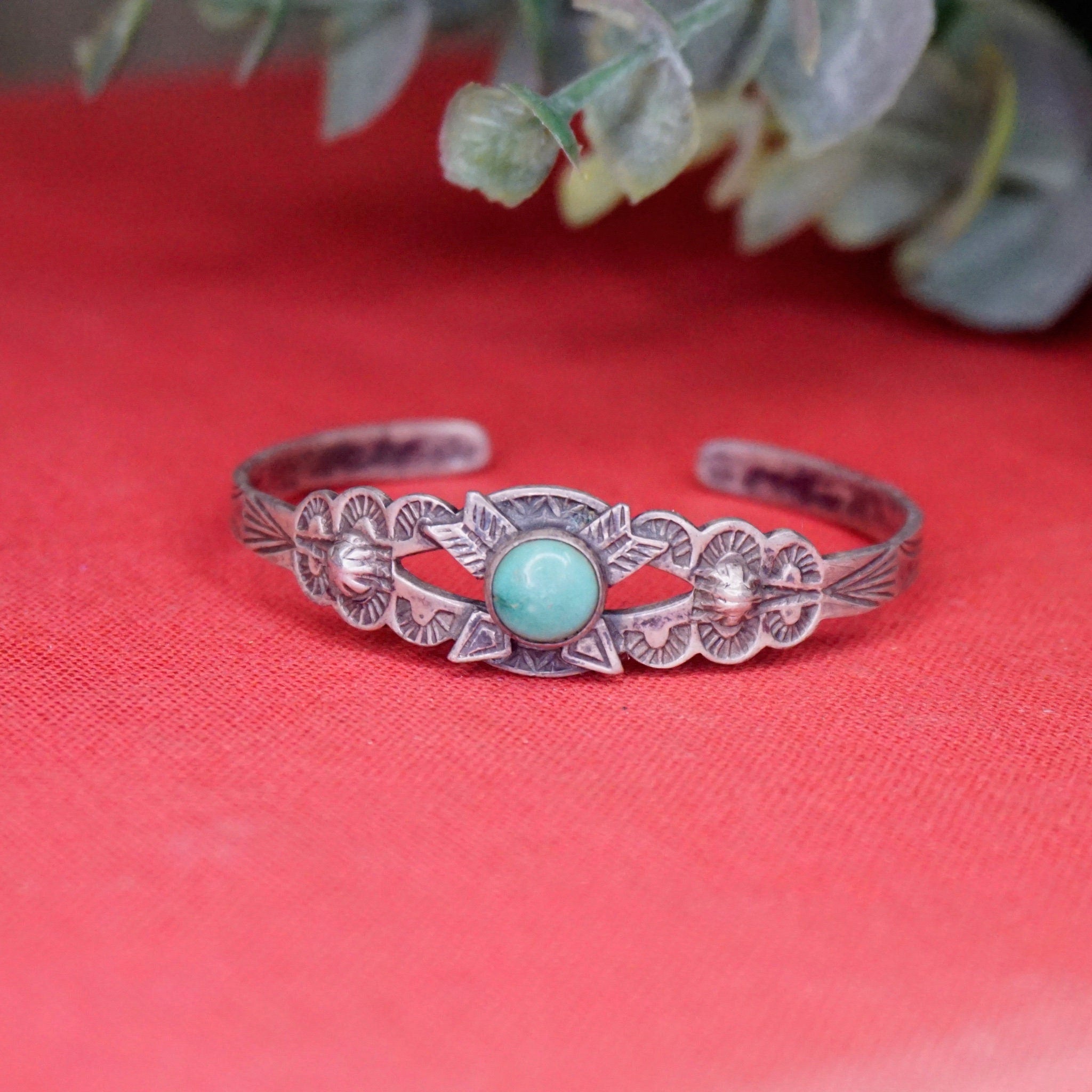 Vintage Coin Silver Turquoise Cuff Bracelet, Petite Silver Bracelet Beautiful Hammered Details, Natural Turquoise, Old Pawn Jewelry
