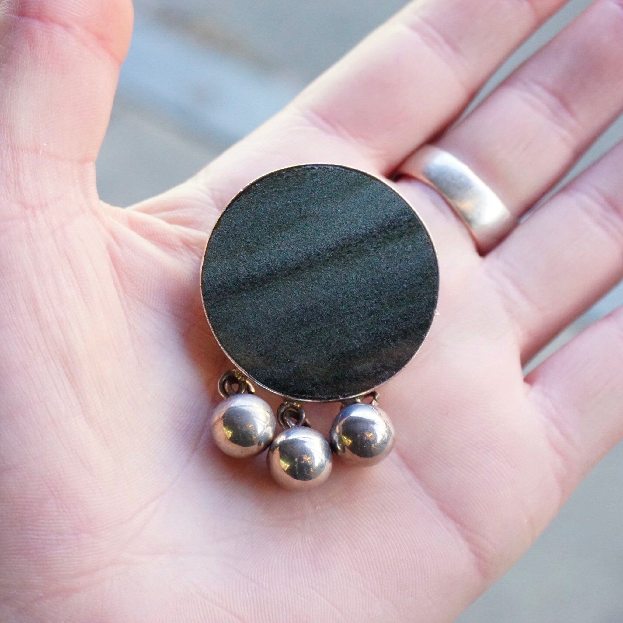 Vintage TAXCO Sterling Silver Brooch/Pendant, Unique Silver Pendant With Iridescent Black Stone, Round Stone Brooch With Silver Beads, 925
