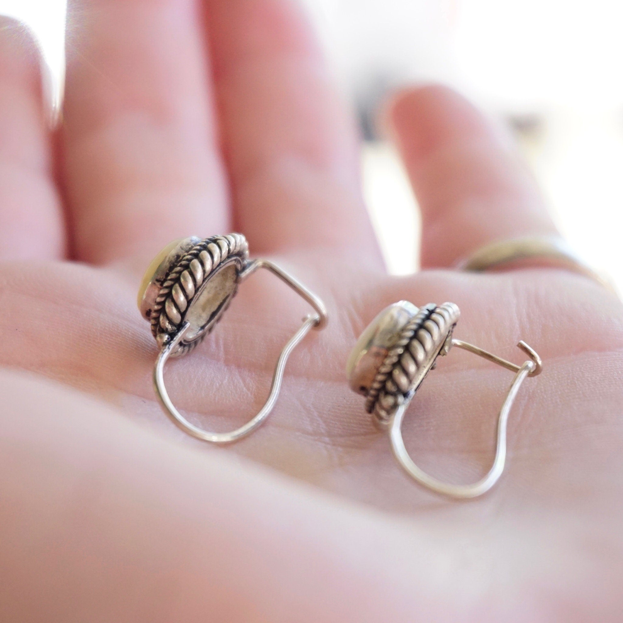 Vintage Moonstone & Silver Earrings, Beautiful Moonstone Drop Earrings, Locking Hook Kidney Ear Wire Earrings, Petite Silver Earrings