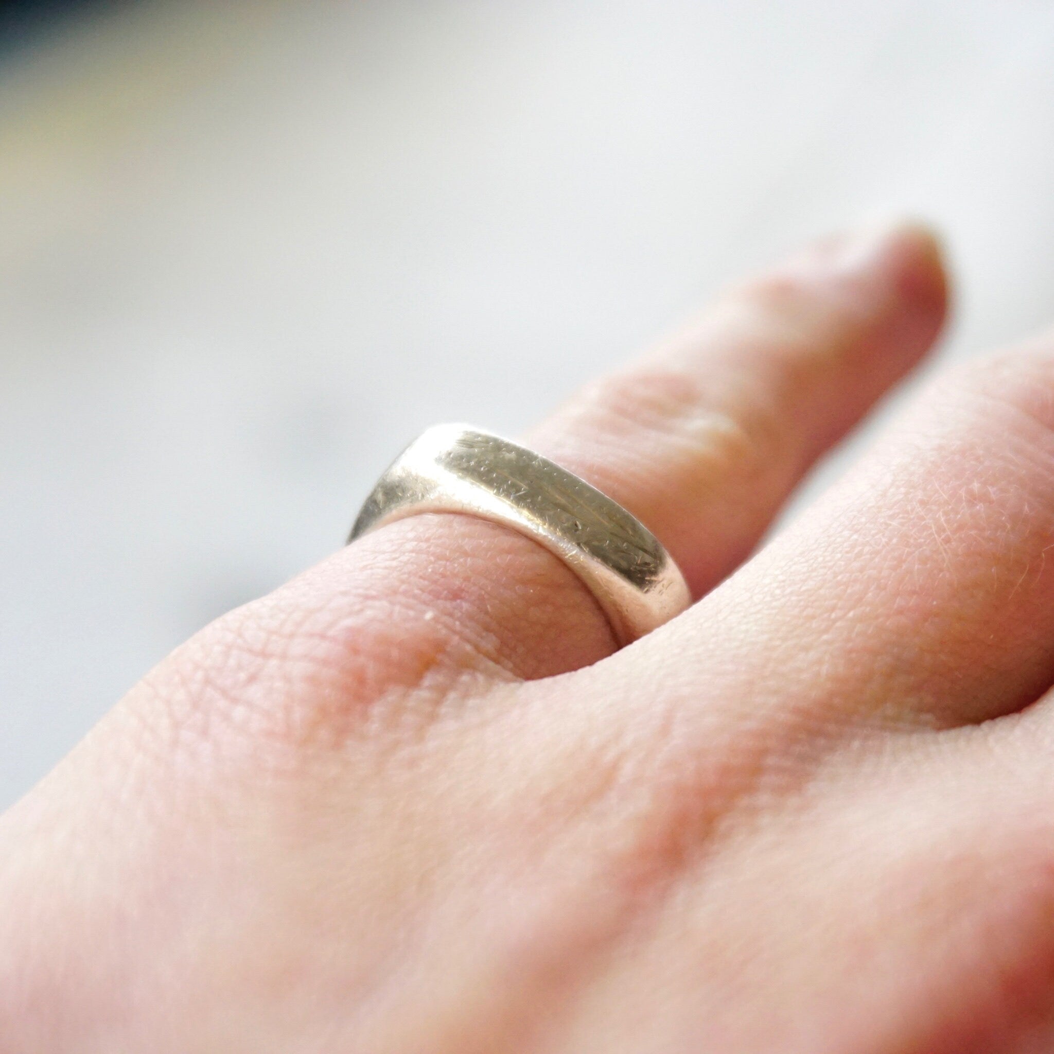 Vintage Etched Sterling Silver Ring, Minimalist Rounded Square Ring With Hammered Details, Solid Sterling Silver Ring, 925, Size 7 US