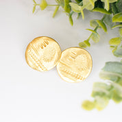 Vintage Gold Tone Disc Stud Earrings, Abstract Round Earrings With Hammered/Stamped Details, Unique Gold Post Earrings, Artisan Jewelry