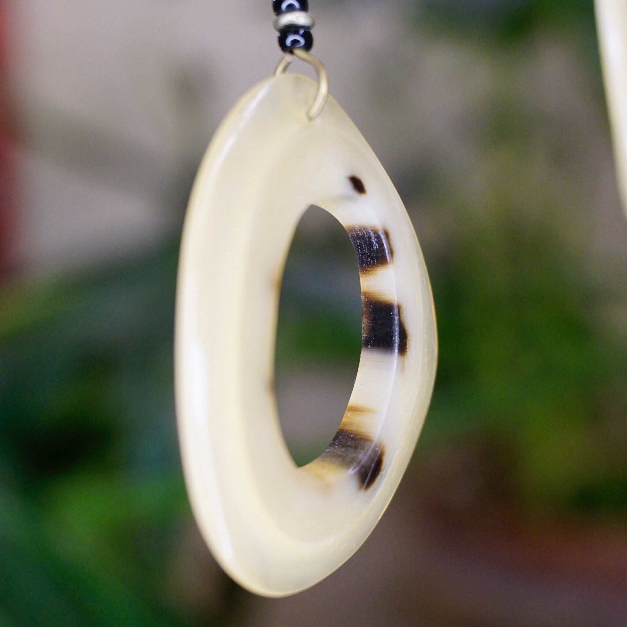 Retro Beige & Brown Cut Out Dangle Earrings, Semi-Transparent Plastic Calico Slice Fish Hook Earrings, Boho Earrings, Statement Accessory