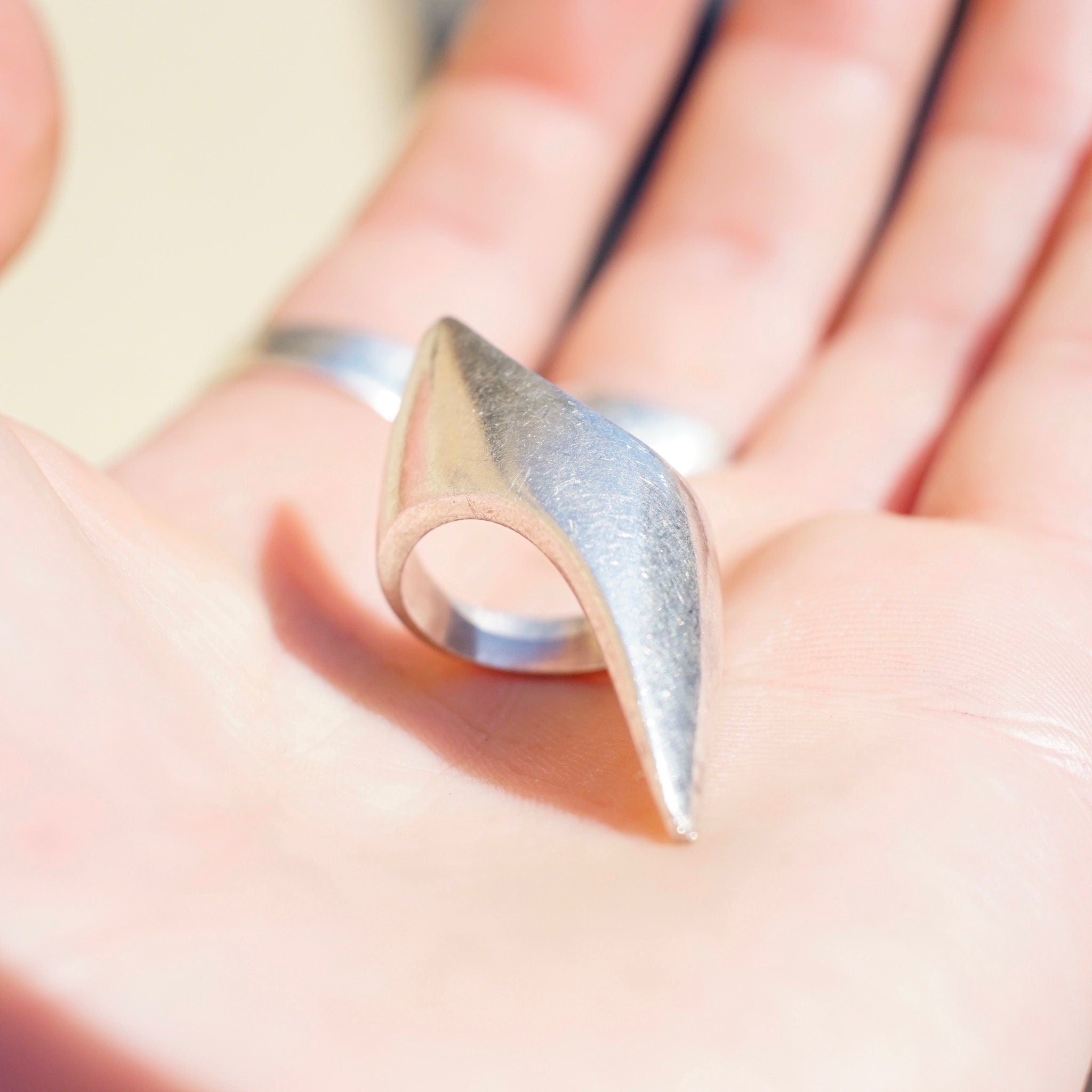 Vintage Sterling Silver Lightning Bolt Ring on Hand, Elongated Pointed Solid Silver Ring, Petite Long Finger Ring from Israel, 925 Silver, Size 5 1/2 US