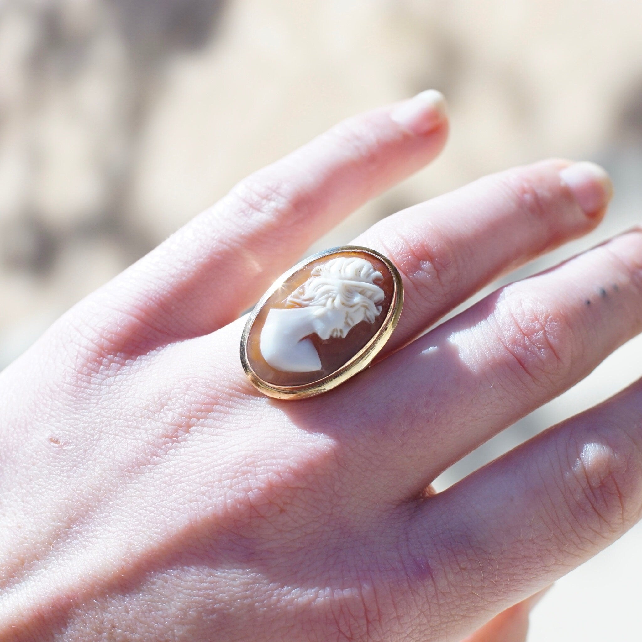 Vintage 14K Gold Cameo Ring, Mid Century Classic Relief Cameo Ring, Long Finger Oval Carved Shell Ring, 585 Jewelry, Size 7 US