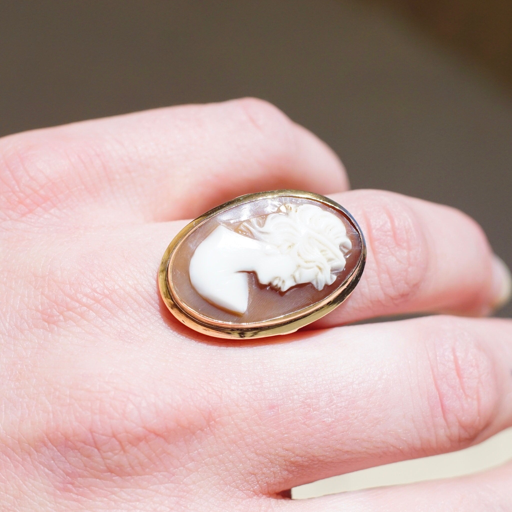Vintage 14K Gold Cameo Ring, Mid Century Classic Relief Cameo Ring, Long Finger Oval Carved Shell Ring, 585 Jewelry, Size 7 US