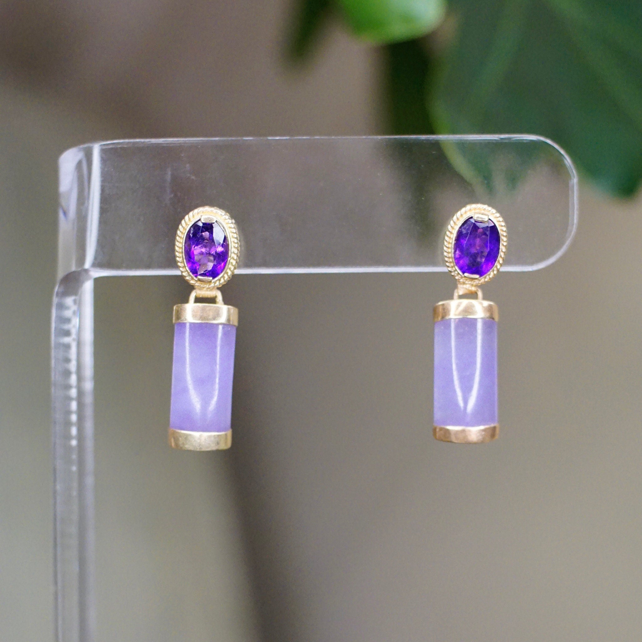 Vintage 14K Gold, Amethyst & Lavender Jade Stud Earrings, Ornate Gold and Purple Dangle Earrings, Natural Jade, Authentic Amethyst, 1" L